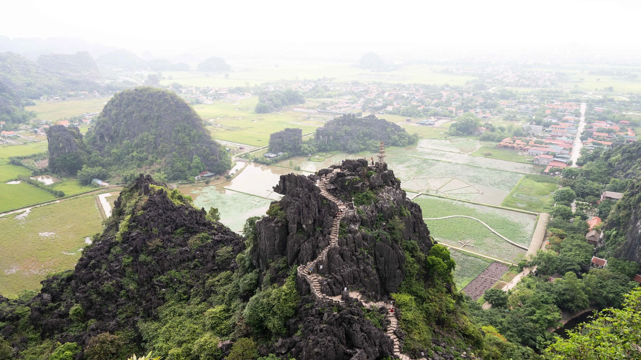 Dragon-mountain-ninh-binh-landscape.jpg