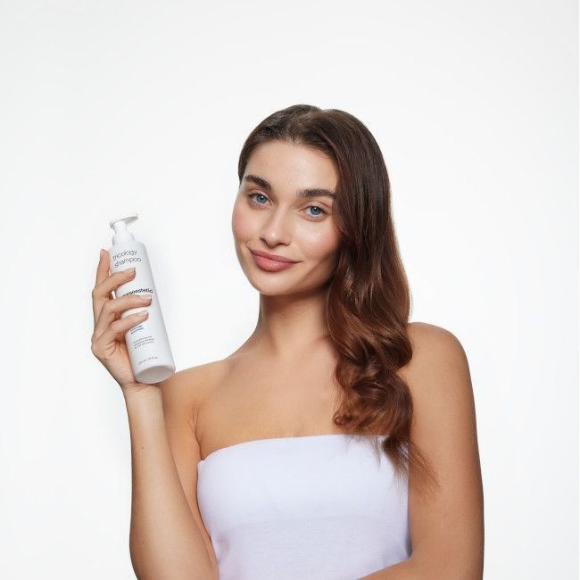 tricology_shampoo_modelo_1.jpg