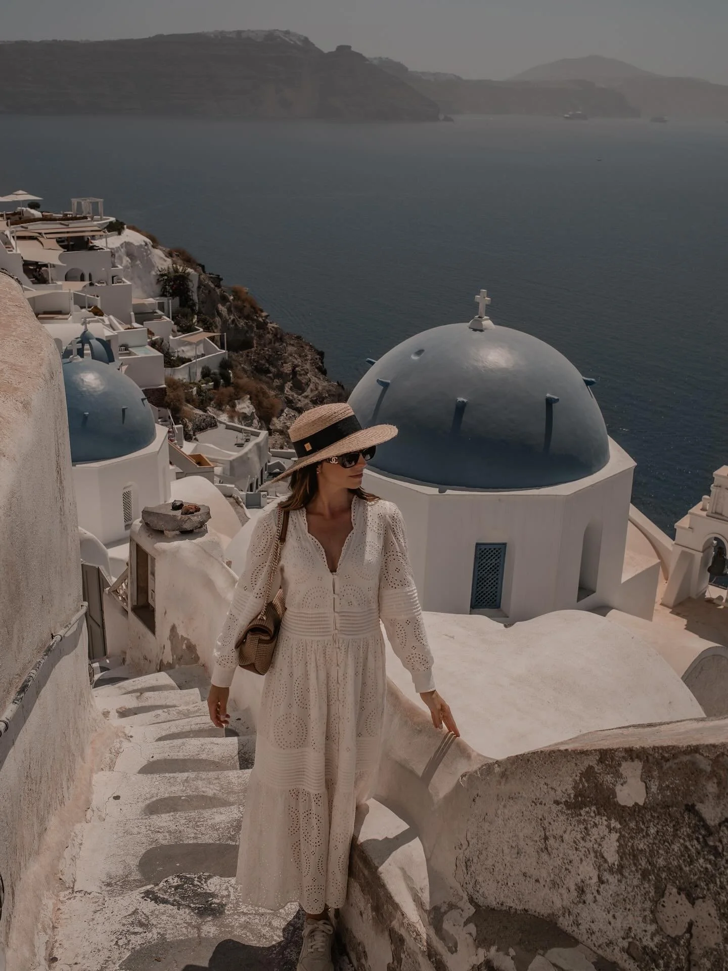 Hur m&aring;nga dagar b&ouml;r man tillbringa p&aring; Santorini? M&aring;nga hade nog sagt 2 eller 3&hellip;.men jag h&aring;ller verkligen inte med!

Santorini har S&Aring; MYCKET att erbjuda och det finns s&aring; mycket mer &auml;n bara de byarna