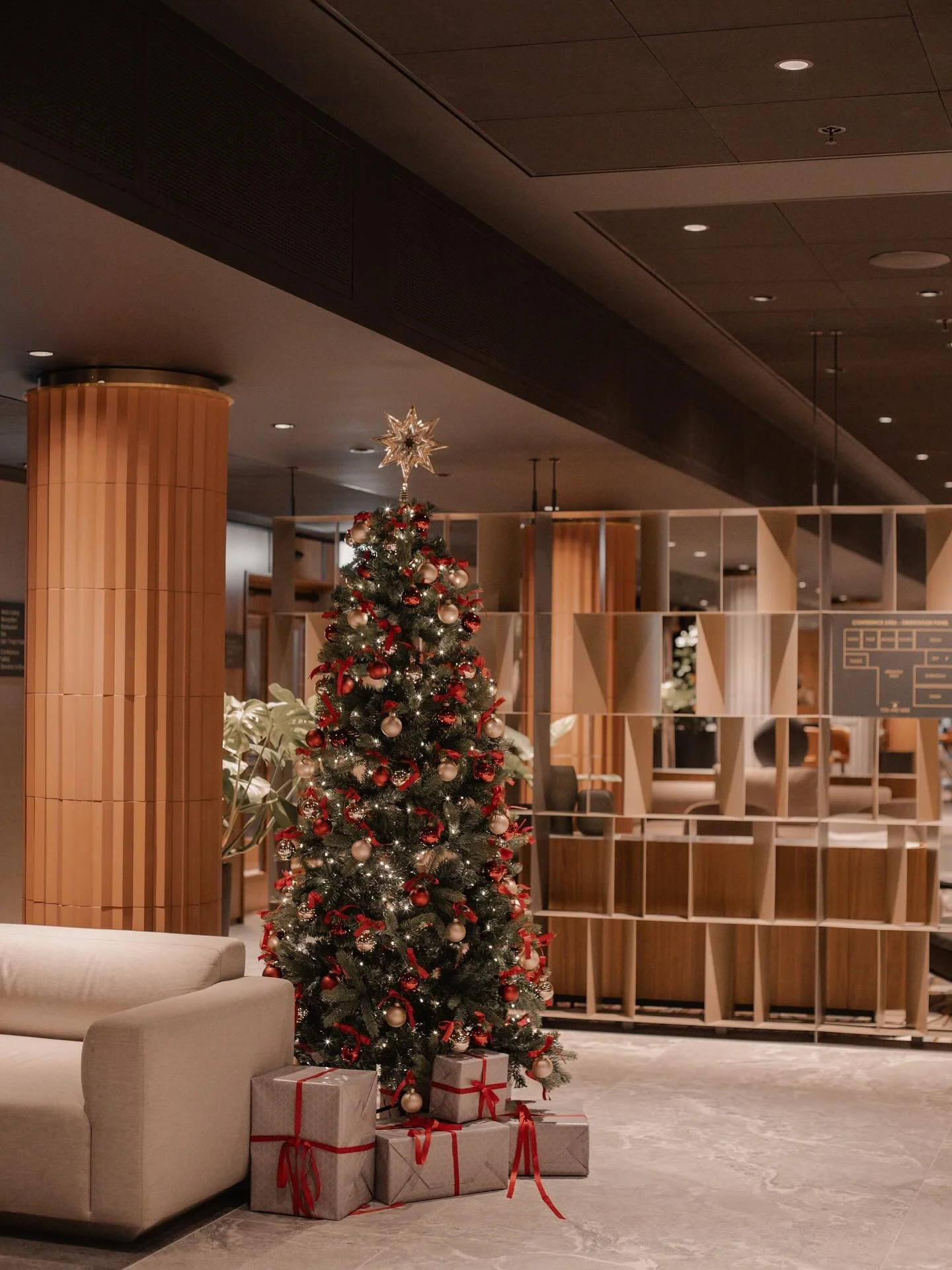 🎄 Julmagi i hj&auml;rtat av K&ouml;penhamn 🎄

En weekend i K&ouml;penhamn under juletid &auml;r helt magiskt &ndash; gatorna glittrar av ljus och det &auml;r om&ouml;jligt att inte f&aring; den r&auml;tta julk&auml;nslan! Nu n&auml;r julen n&auml;r