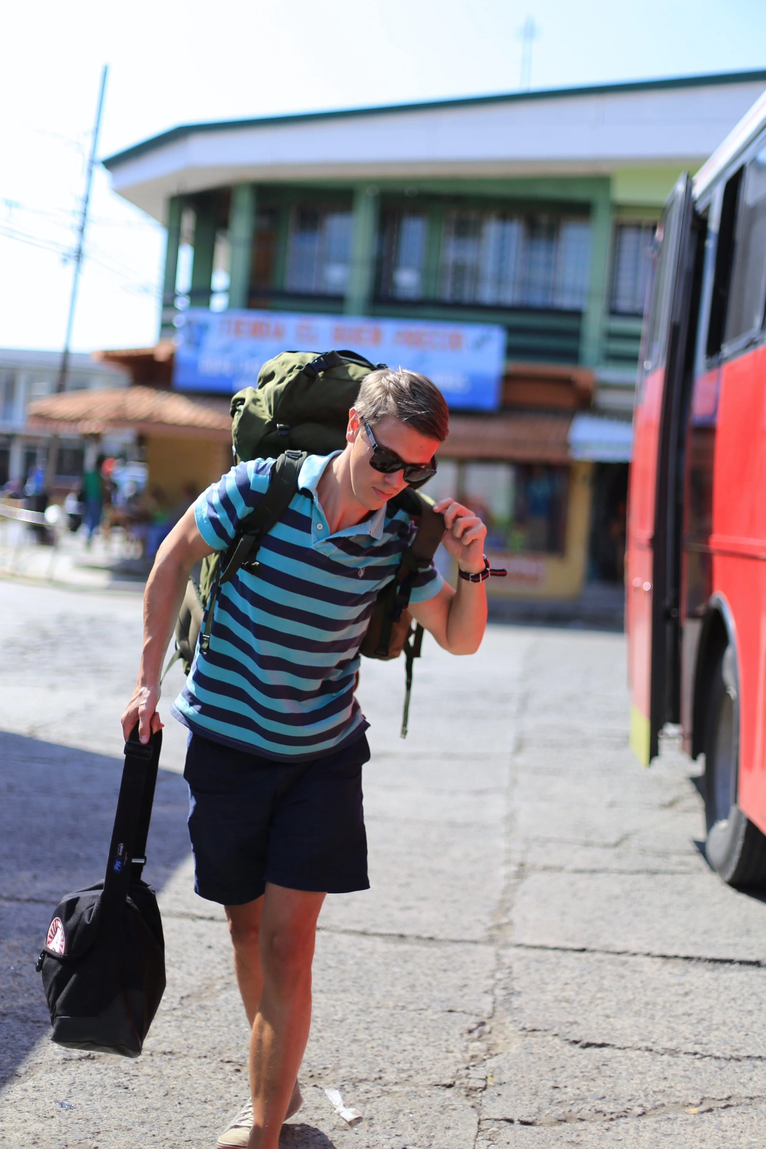 Efter mycket velande hamnade vi i Quepos