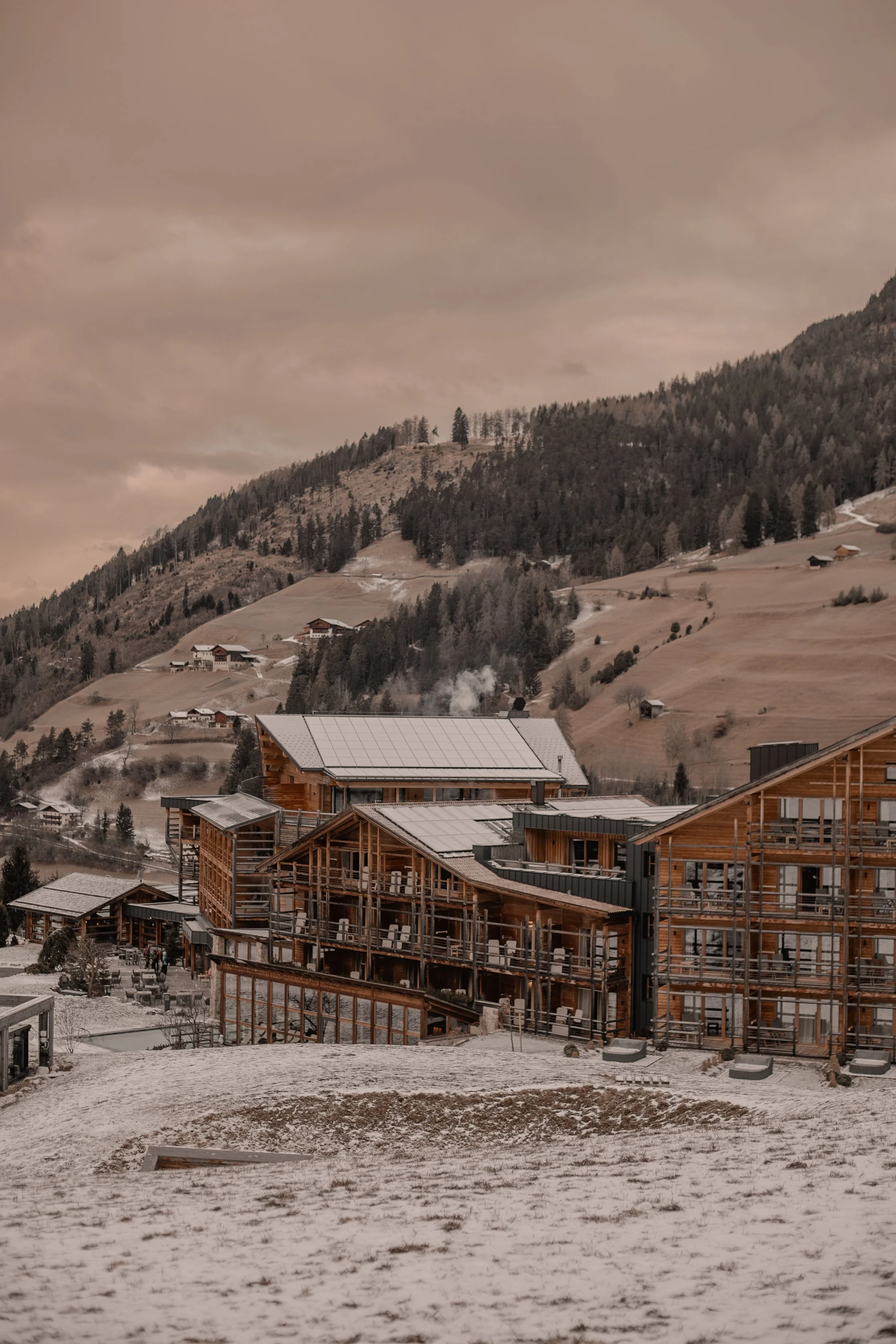 Cyprianerhof i Dolomiterna – vår drömmiga familjevecka med skidåkning, spa och fantastisk mat