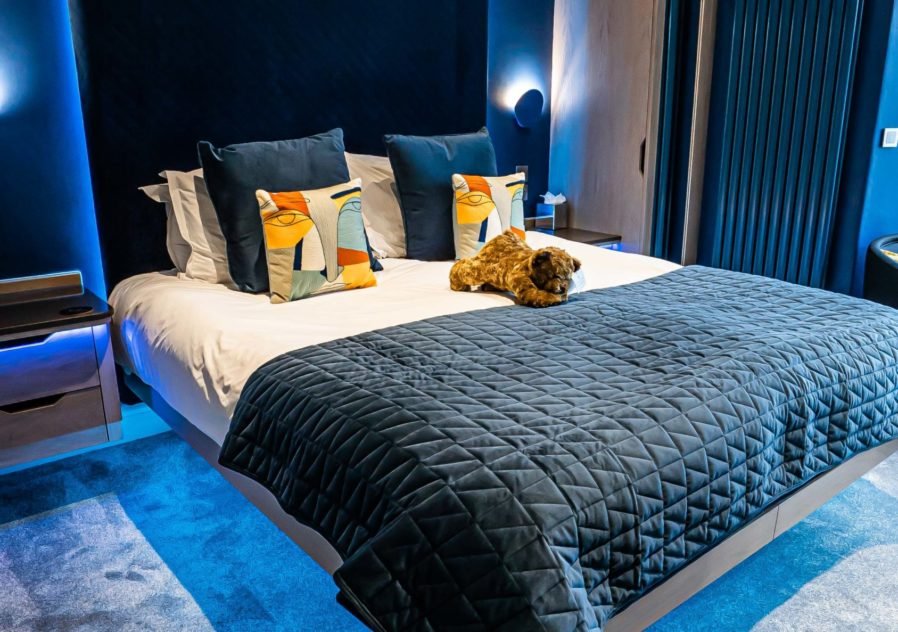 Win a stay at The Cranleigh Boutique Hotel with a £25 voucher to spend at The Fizzy Tarte or BAHA