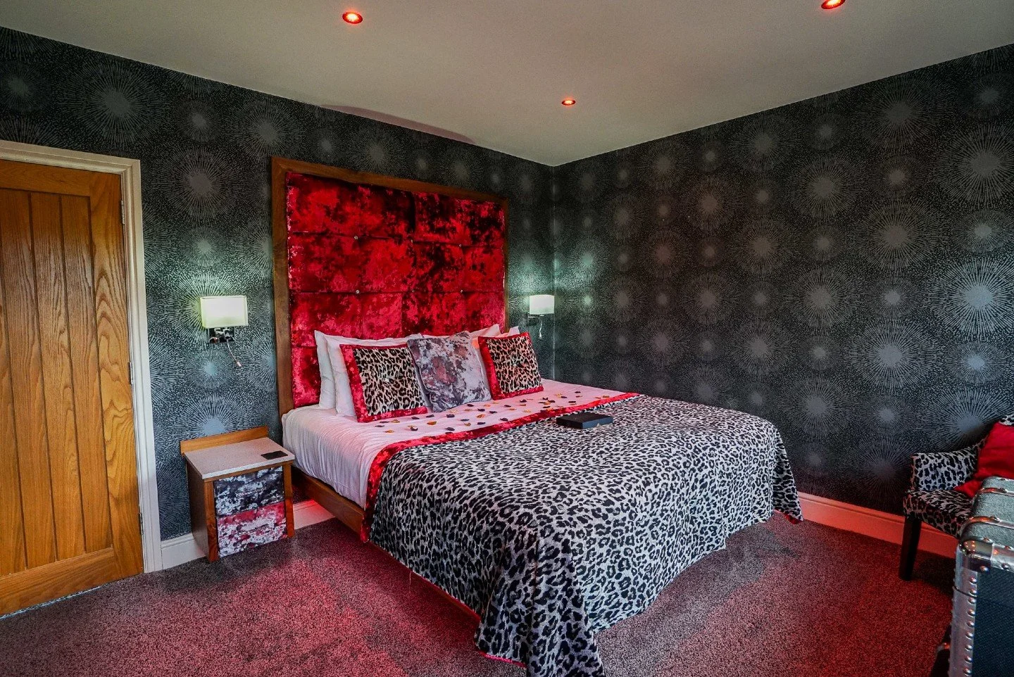 Ring in 2026 without the hassle ✨

Stay Dec 31 - Jan 2 at Cranleigh and we've sorted everything. Two nights in luxury. Breakfast on both mornings. NYE party at BAHA thrown in free. Best bit? Your bed's just 2 mins walk away when you're done.

Book ea