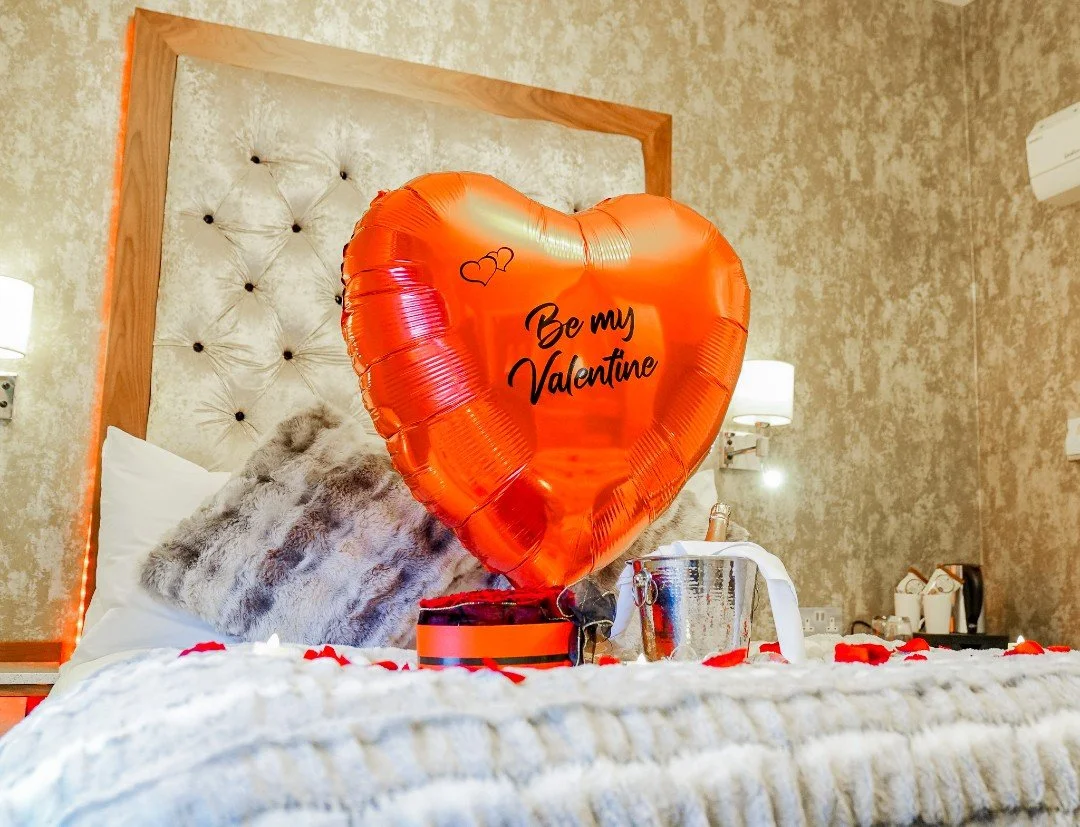 8 DAYS TO GO: MAKE IT ICONIC 🌹

Valentine&rsquo;s Day is looming. If you haven't secured your plan yet, this is your fast-track to becoming a romance legend.

Our "Be My Valentine" package is a sensory masterpiece: 🕯️ 8 glowing candles fo