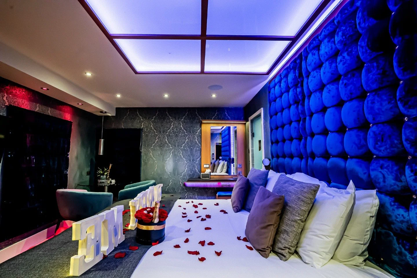 The Most Important Question Deserves the Perfect Setting. 💍✨

Make the moment unforgettable with our Marry Me package &mdash; designed for the proposal that needs to be absolutely, undeniably right.

Arrive to a suite dressed with glowing letter lig