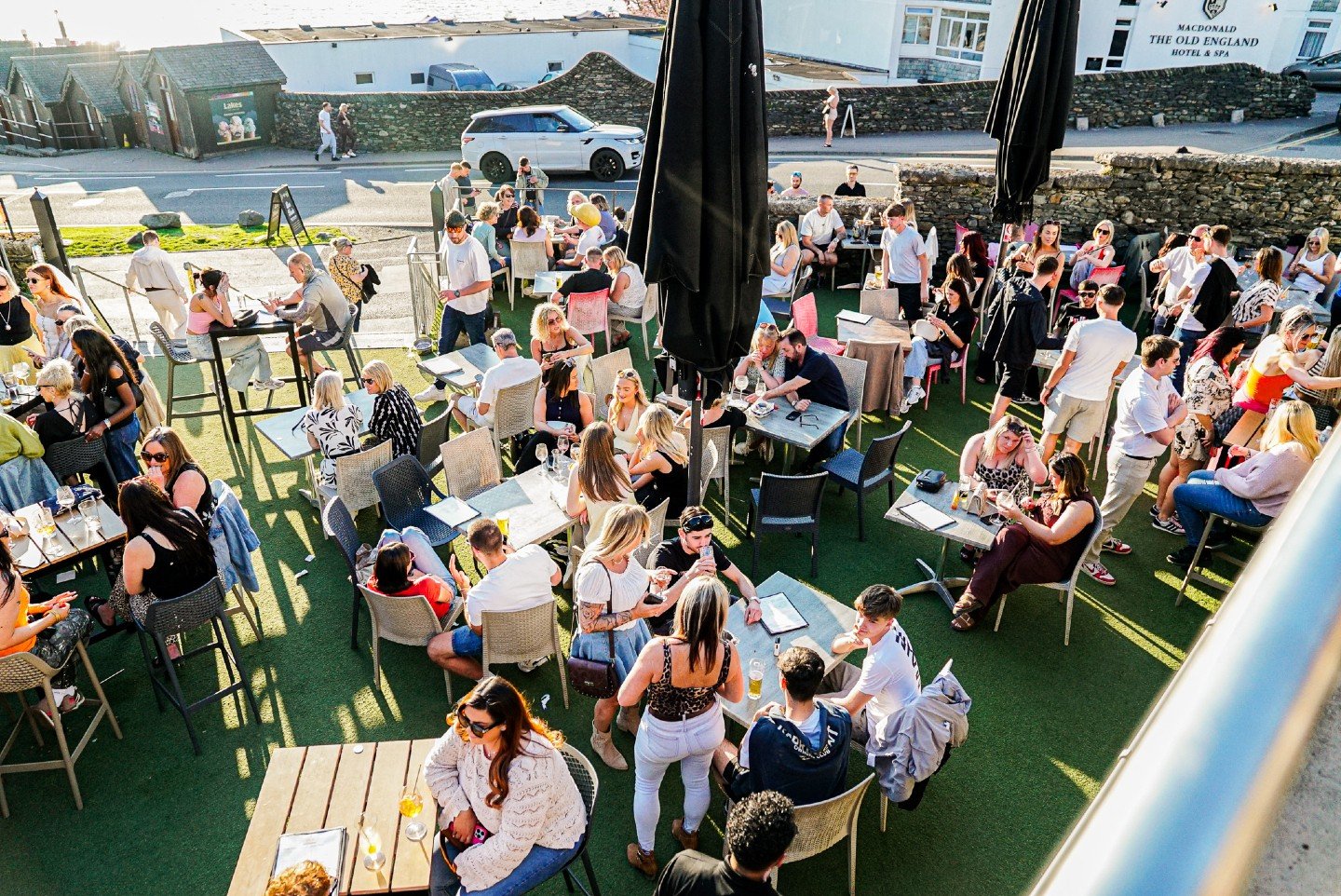 THE BEST VIEWS. THE BEST BITES. 🍸🔥

When you stay at The Cranleigh, your room key card doubles as a VIP pass. Get an exclusive 15% discount across our three iconic sister venues.

Your perfect June evening layout:
🌅 Lake View Garden Bar: Sip local