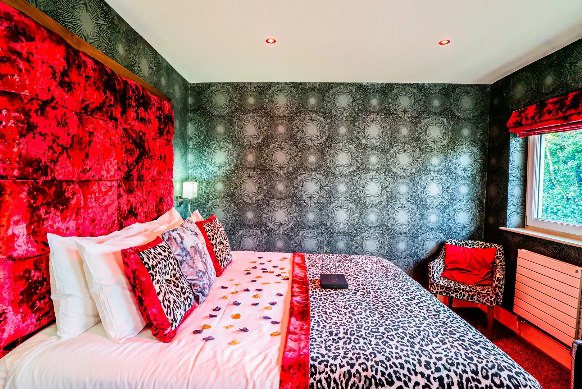 boutique hotel windermere super king size bed