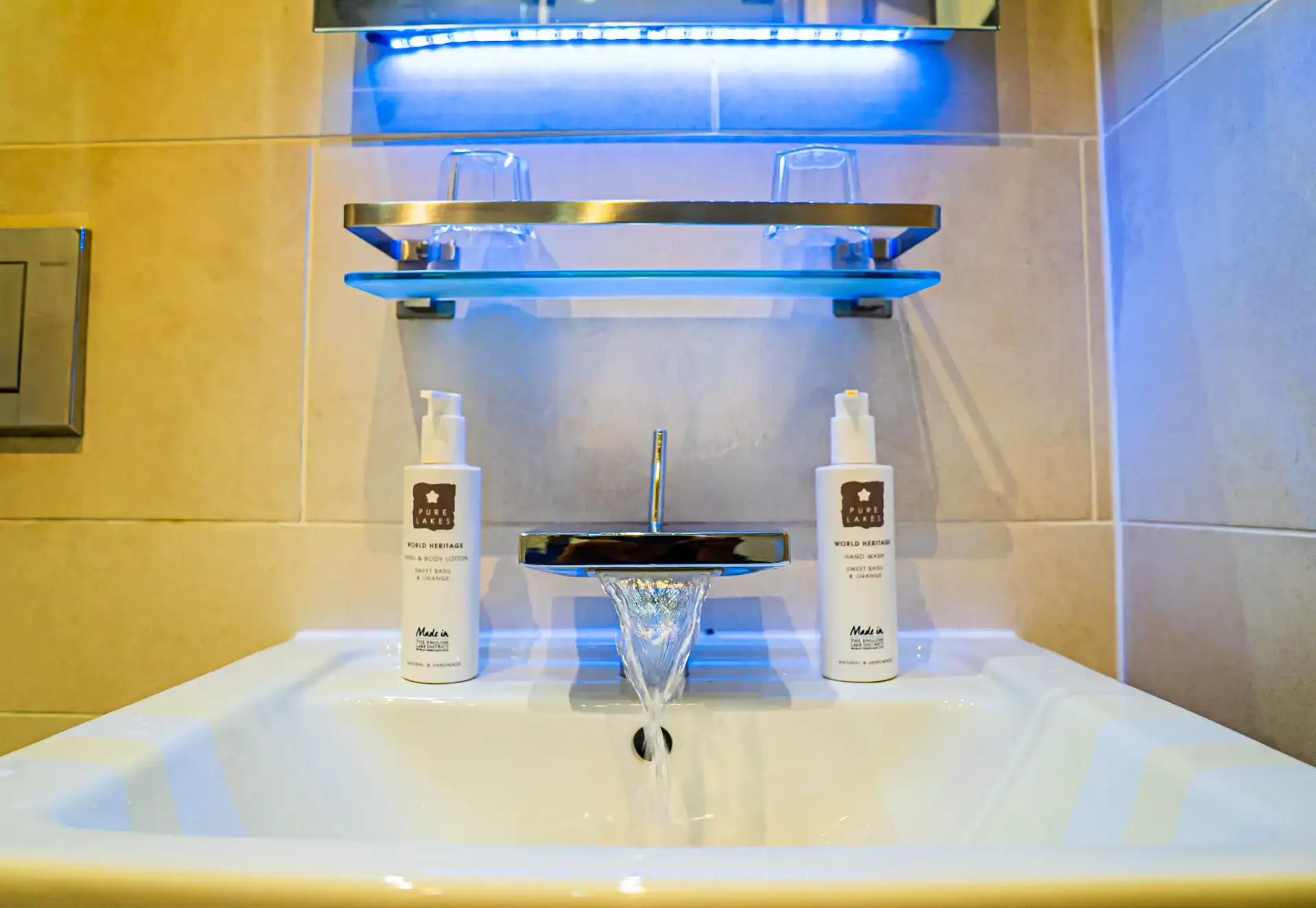 Bathroom Standard Room 3 Cranleigh Boutique