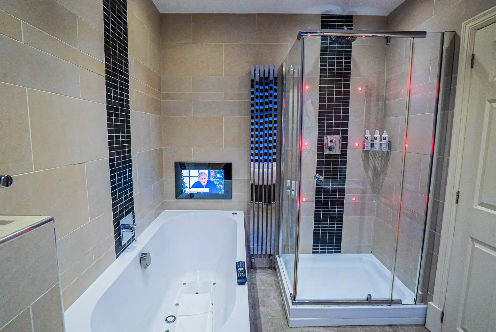 Bath Shower Luxury Room 5 Windermere Boutique Hotel