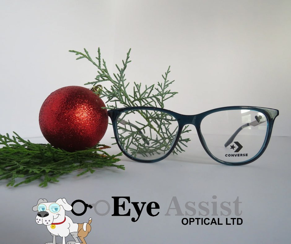Would you wear these ?
They are priced at $731.25 vat inclusive .
Silver Pass holders are entitled a $146.25 off
#converse #youth #sport #eyecare #teameyeassist