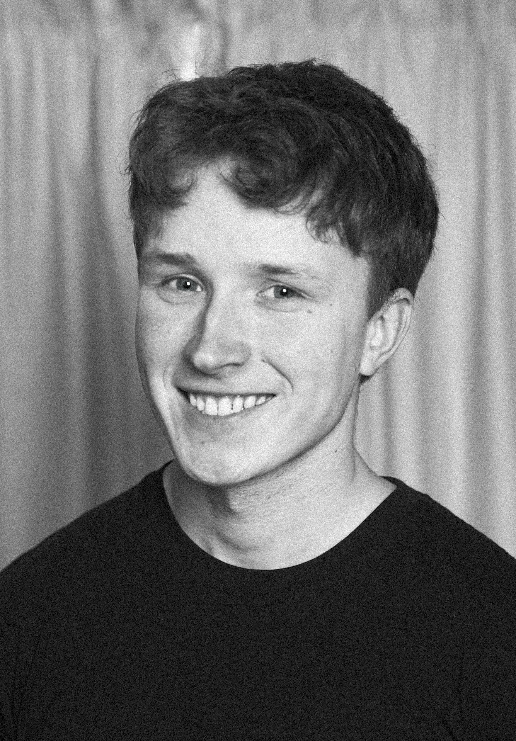 Black and white portrait of Declan Gale, Auckland videographer and 2nd AC, used on the About page.