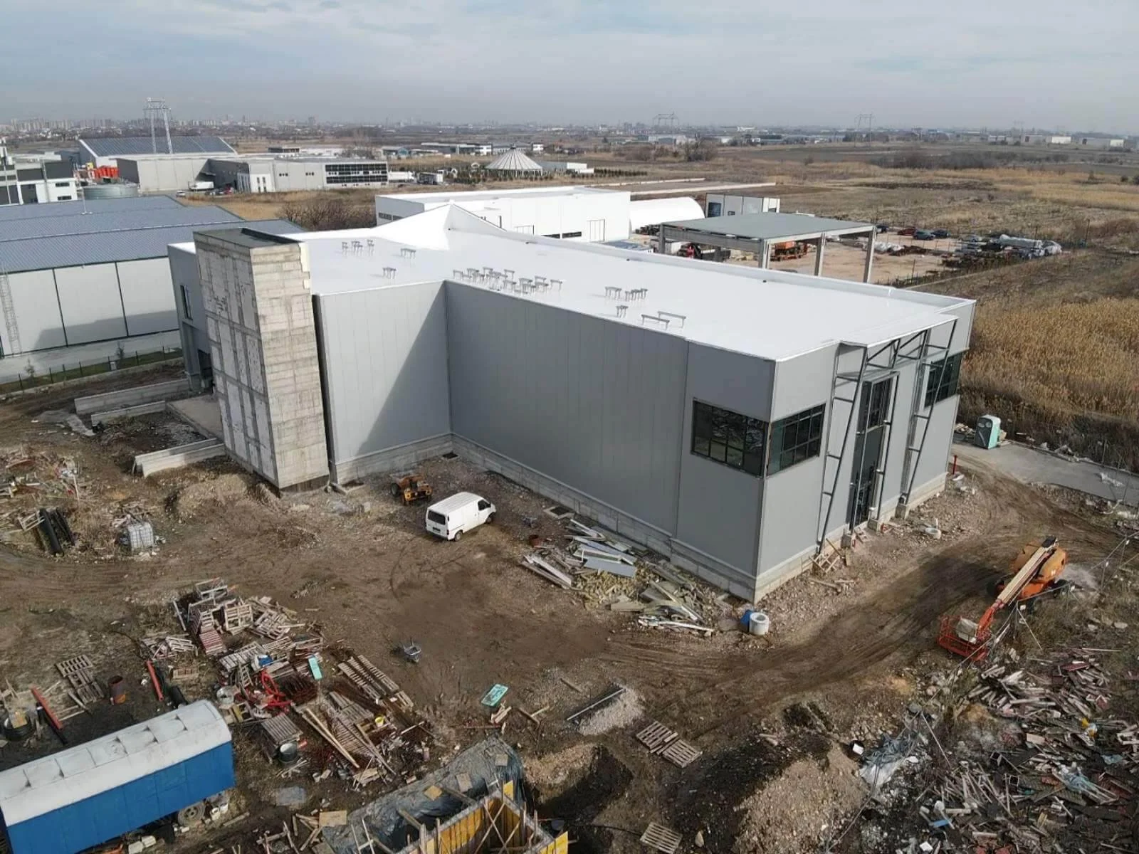 Монтаж на панели и метална констукция  (1).JPG