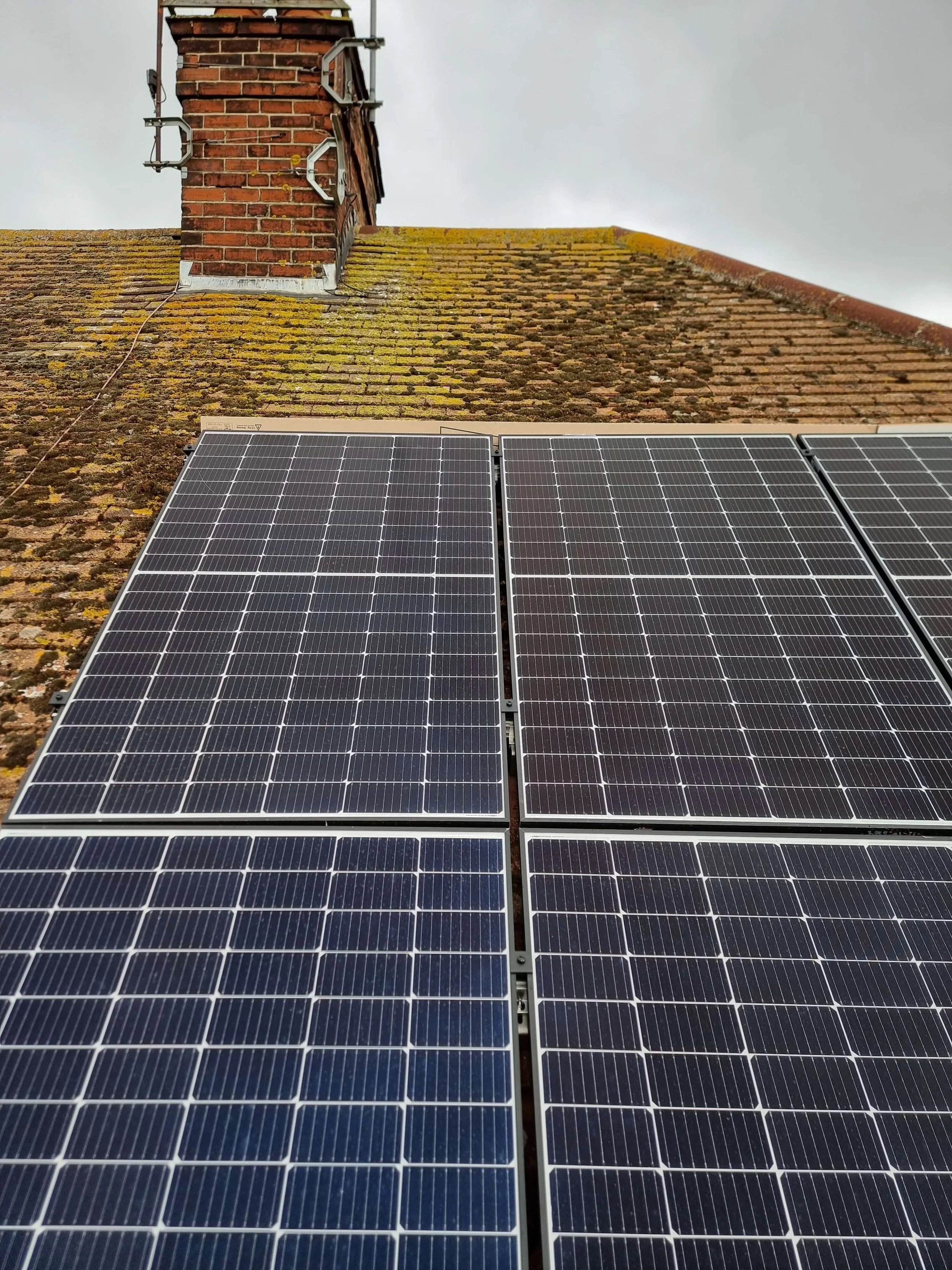 Roof cleaning in Margate before