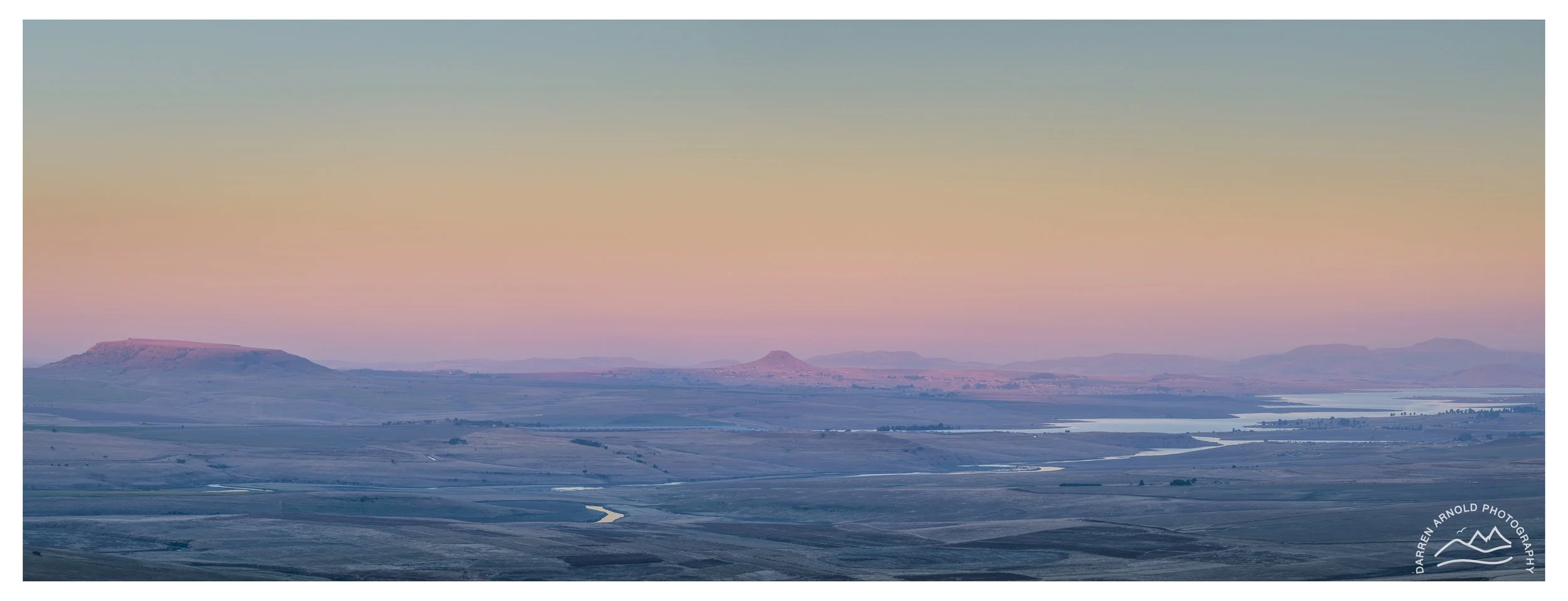 Web_Magenta Pano_202506_Drakensberg.jpg