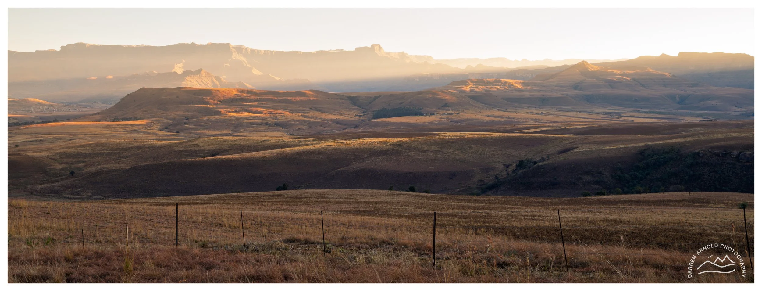 Web_Raking Sun Pano_202506_Drakensberg.jpg