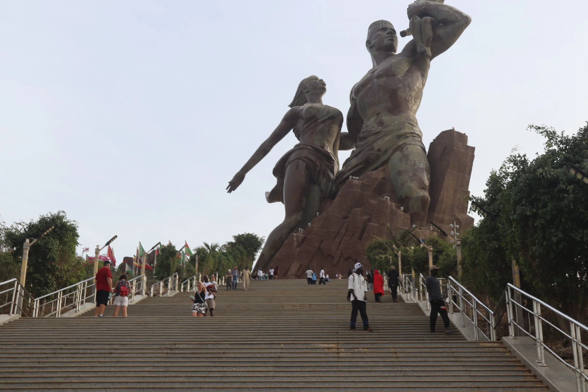 MONUMENT