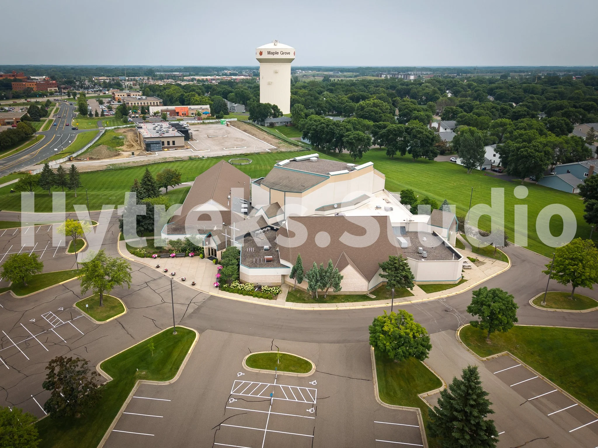 hytreks-studio-MG-Cov-small-1.jpg