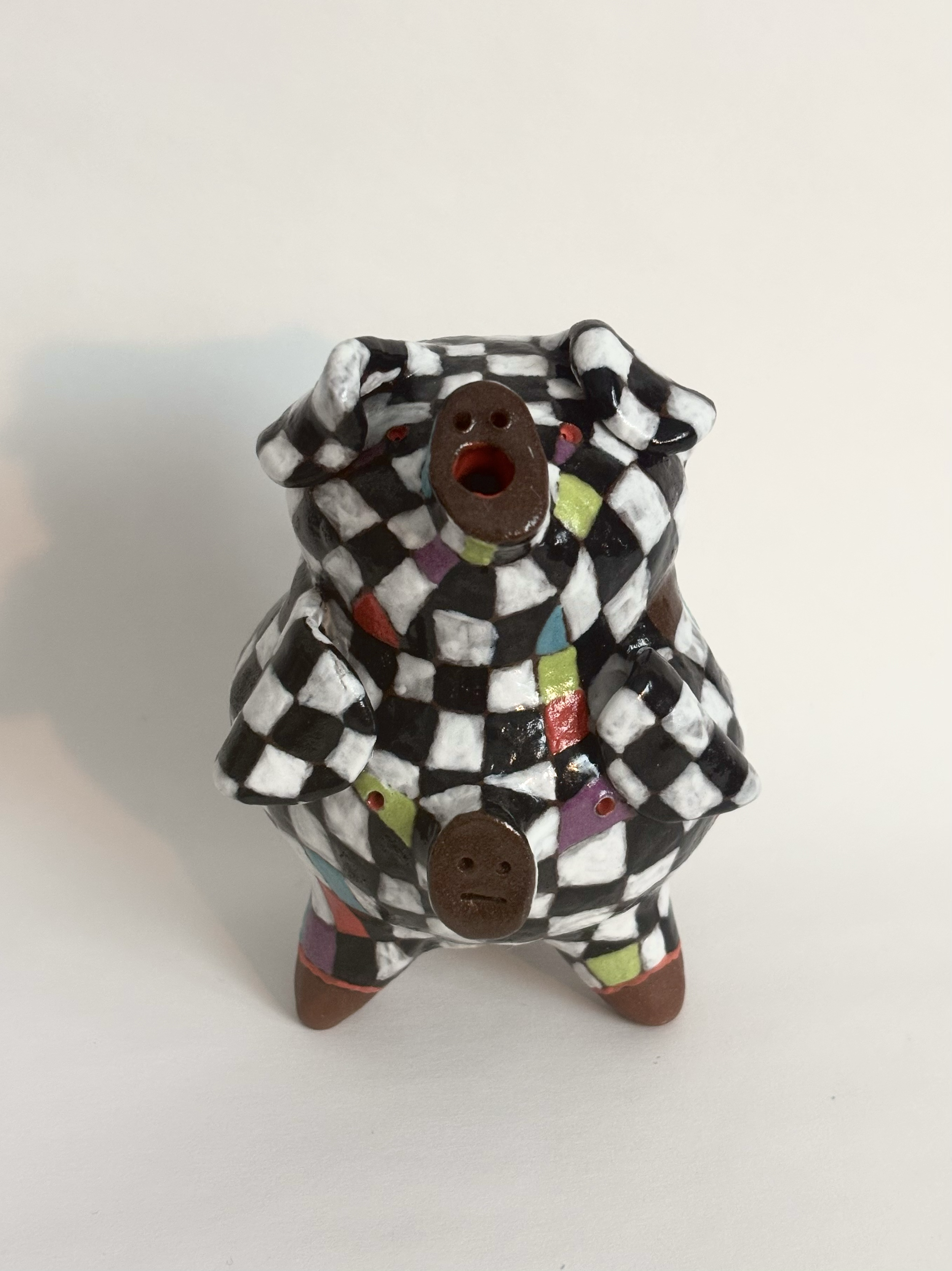 Las Hermanitas (2025), Stoneware