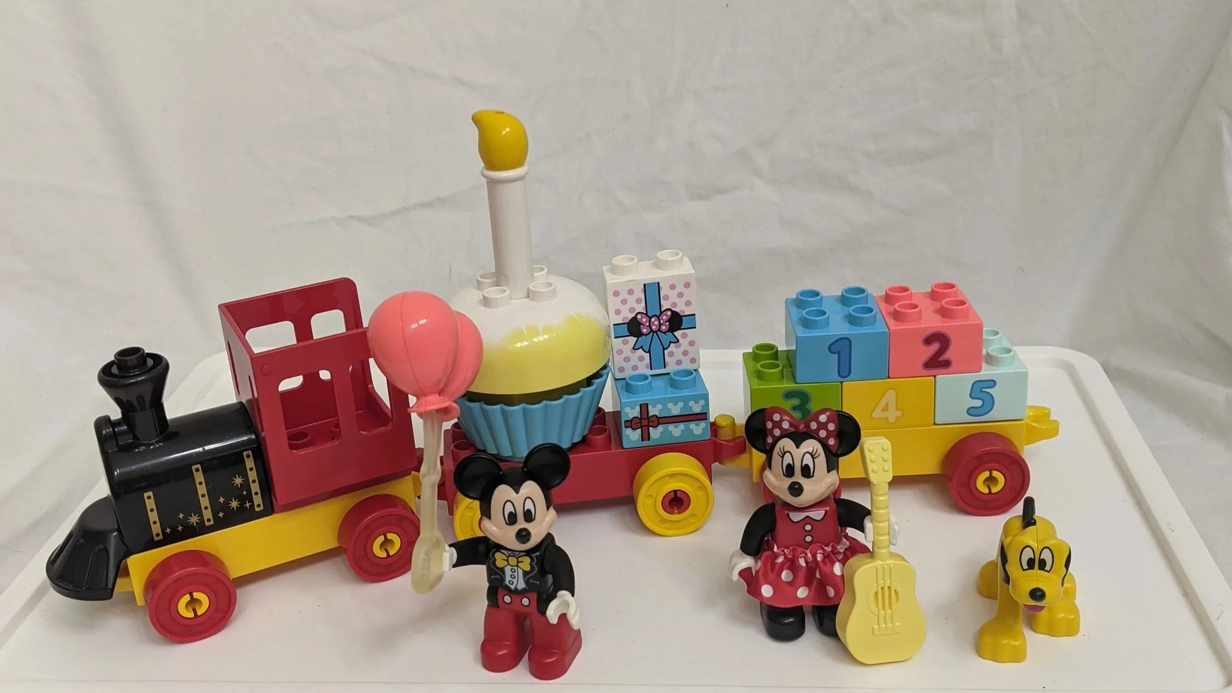 Mickey & Minnie Birthday Train (SBC)