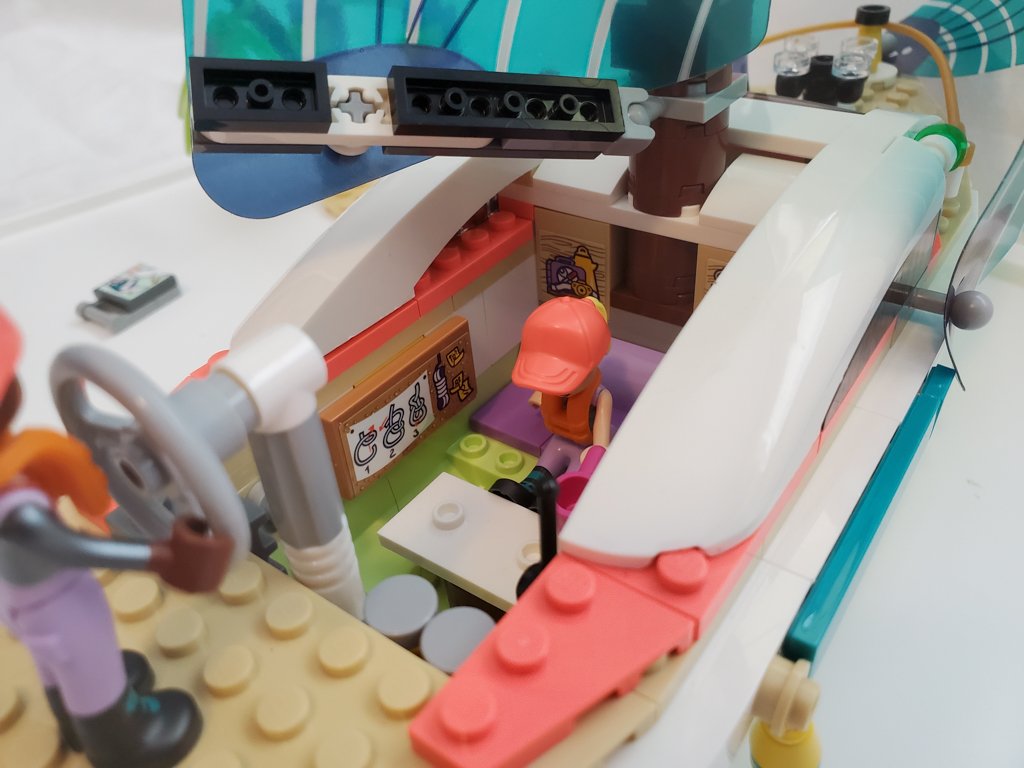 41716e.jpg