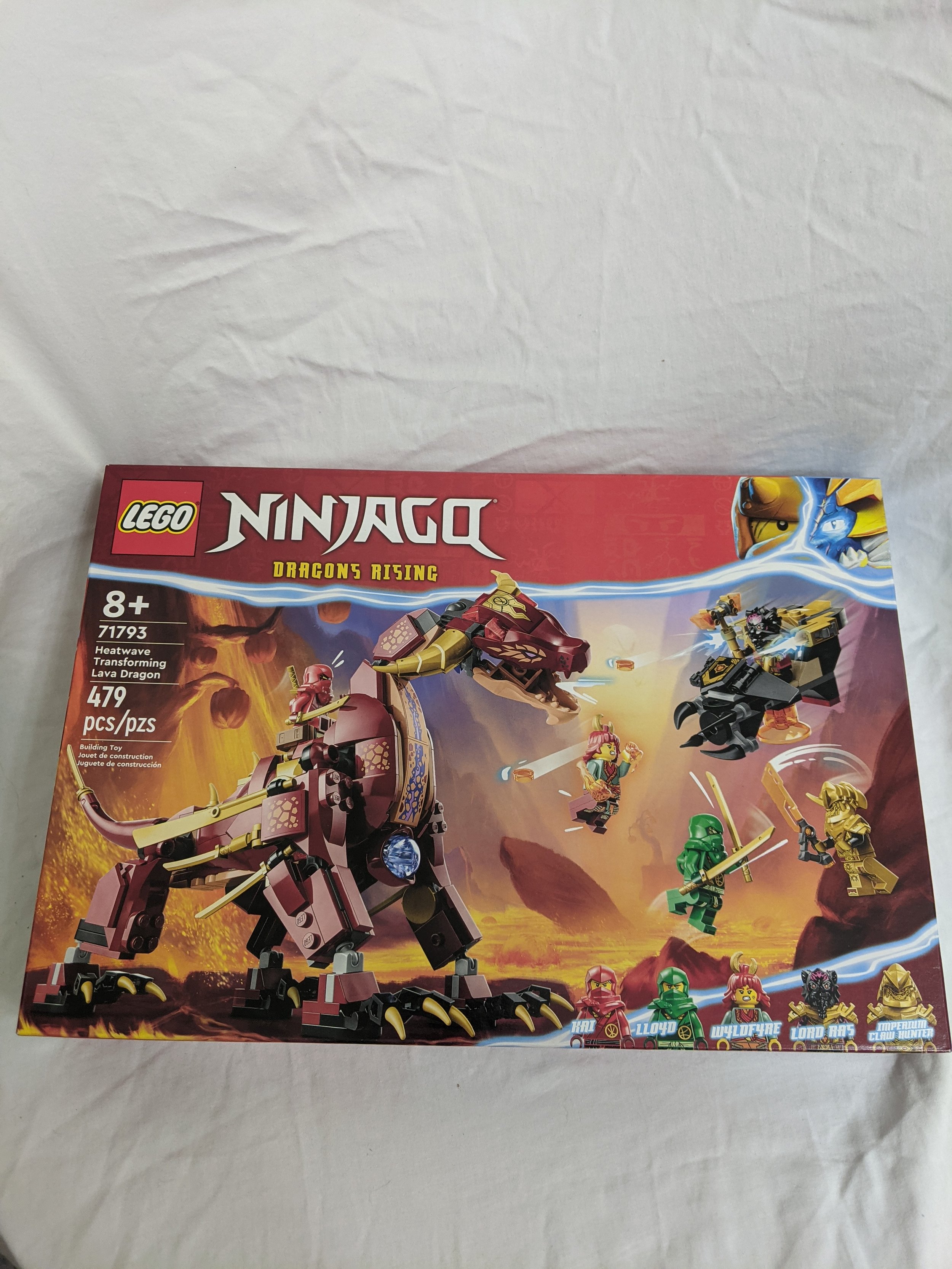 Heatwave Transforming Lava Dragon (NIB)