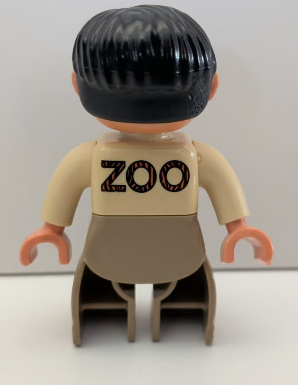 zookeepermale2.png
