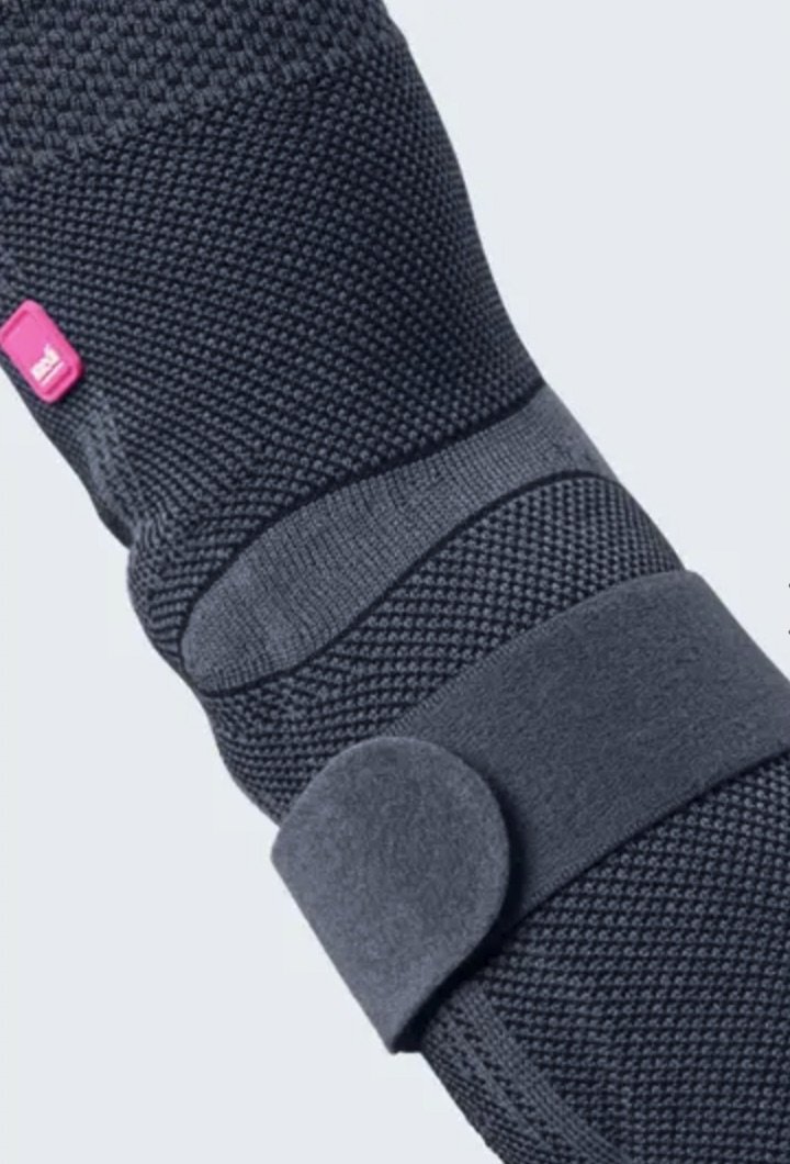 stepup-compressions-epicomed-elbow-brace-pain-relief2.jpeg