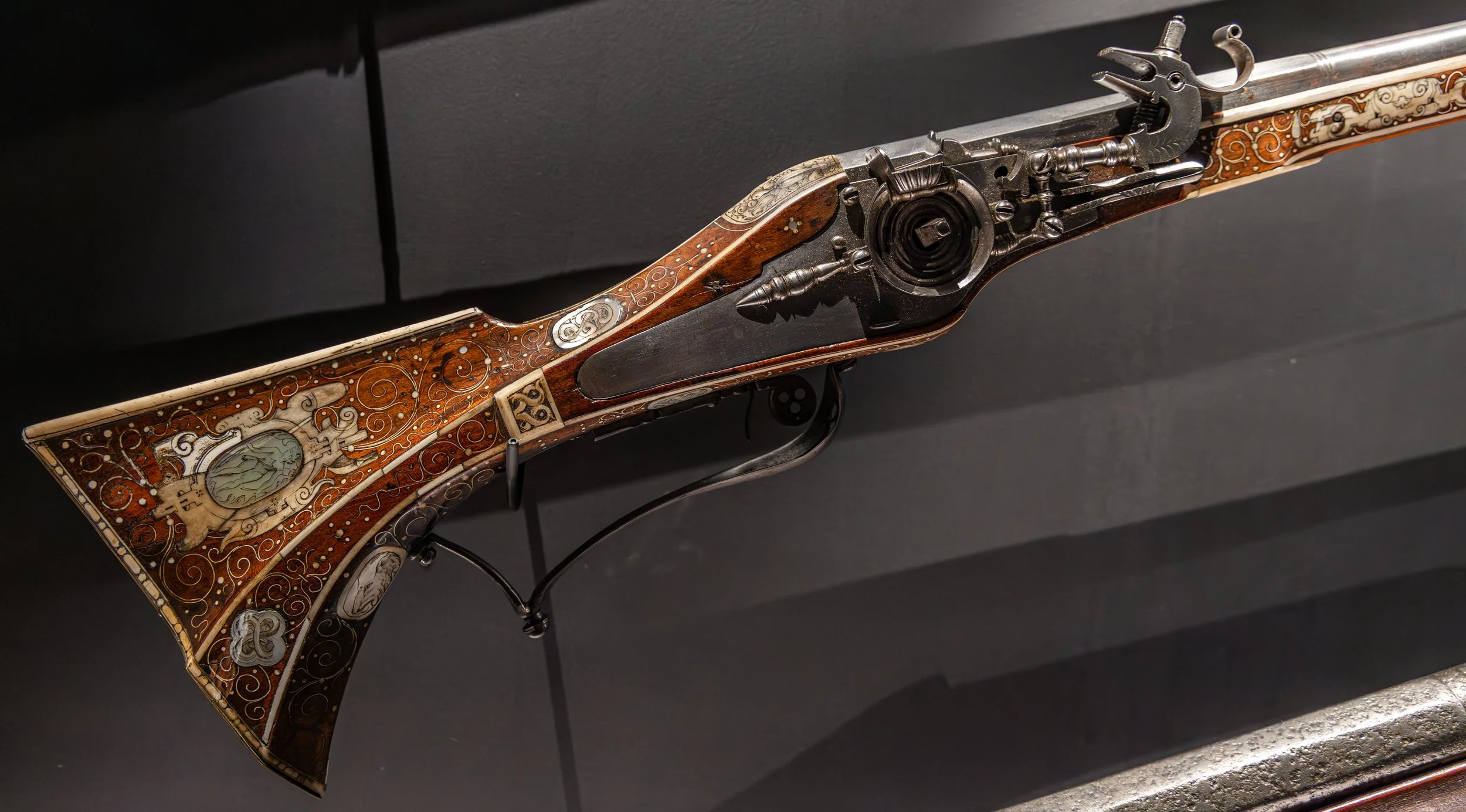 LeGrandCurtius105a.jpg