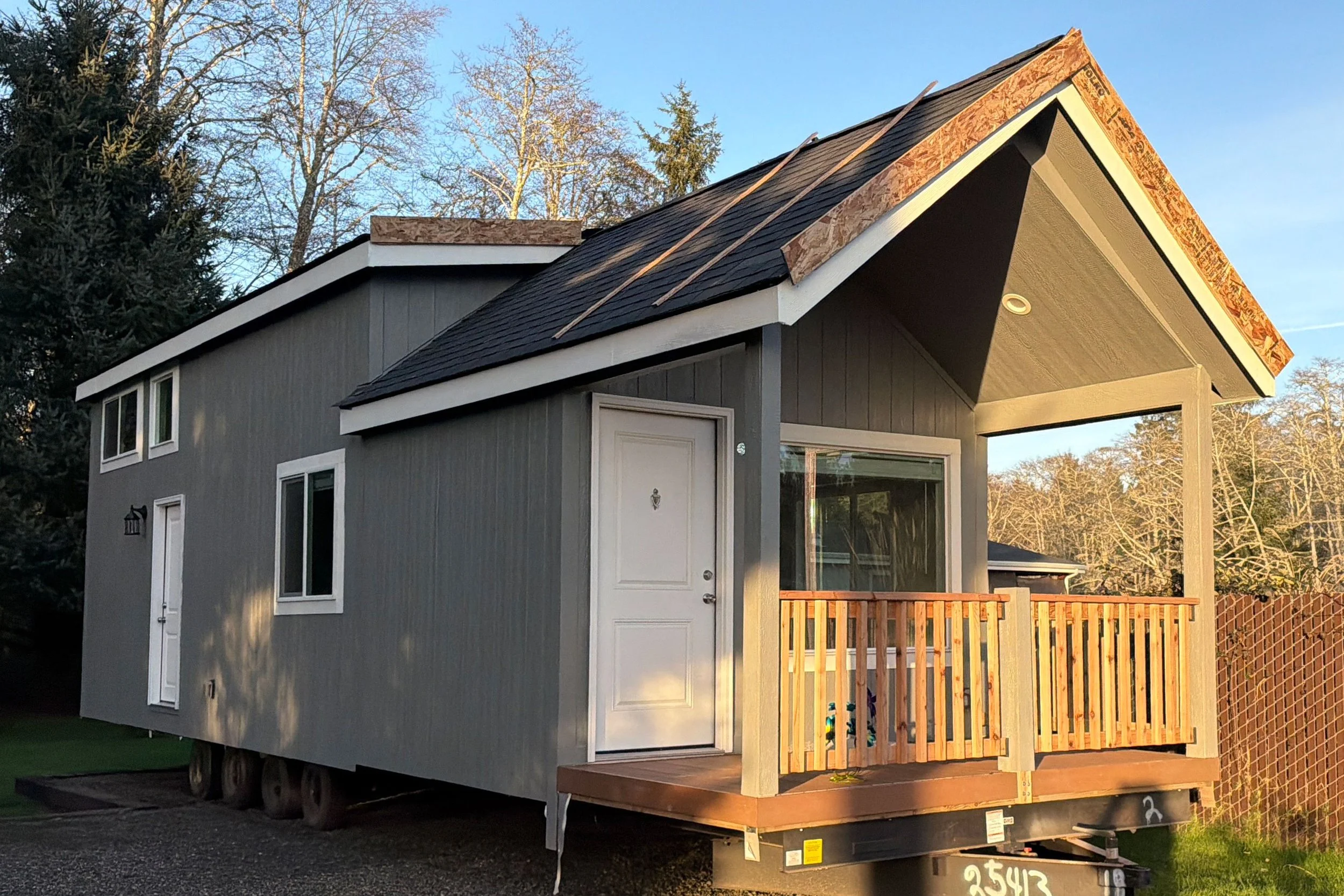 Hemlock with Classic French Gray exterior and Westhighland White trim