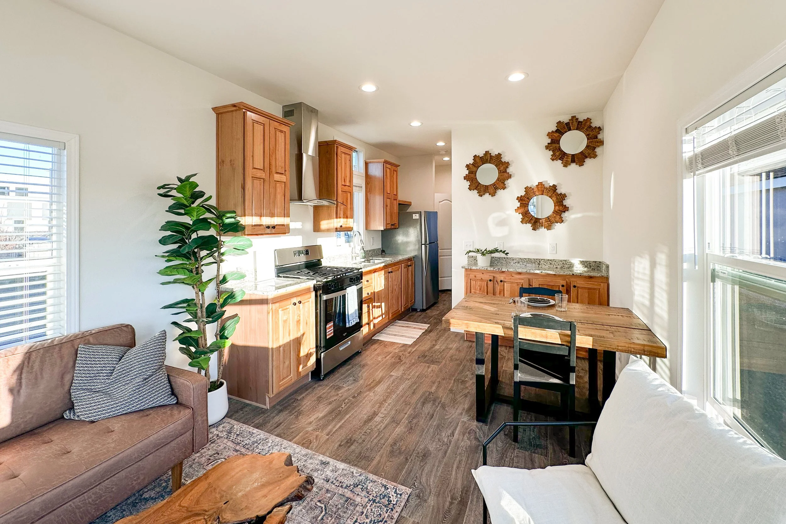 Willow living room, kitchen, and dining area