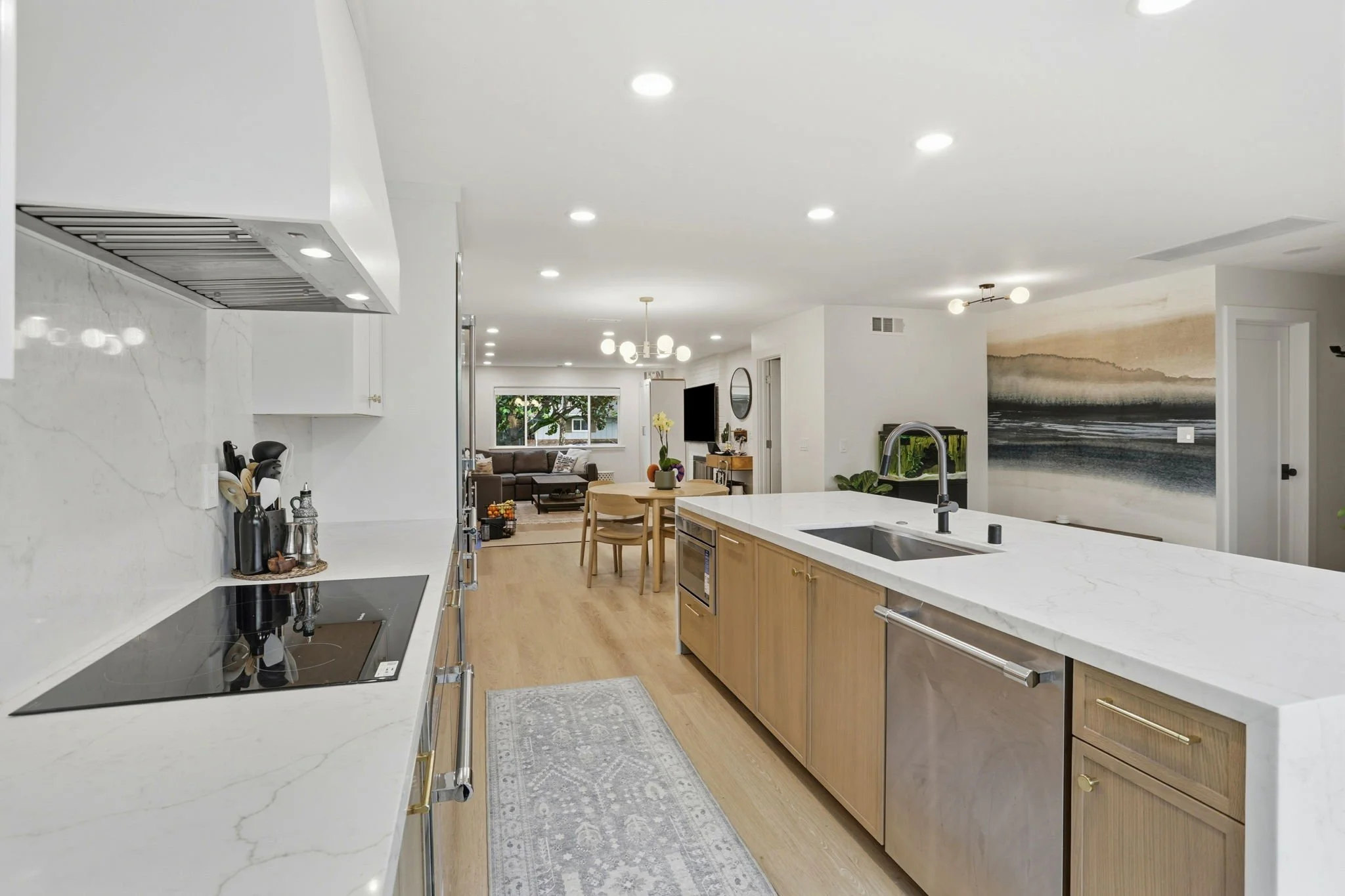 1-001_F8_995 Starflower Ct.jpg