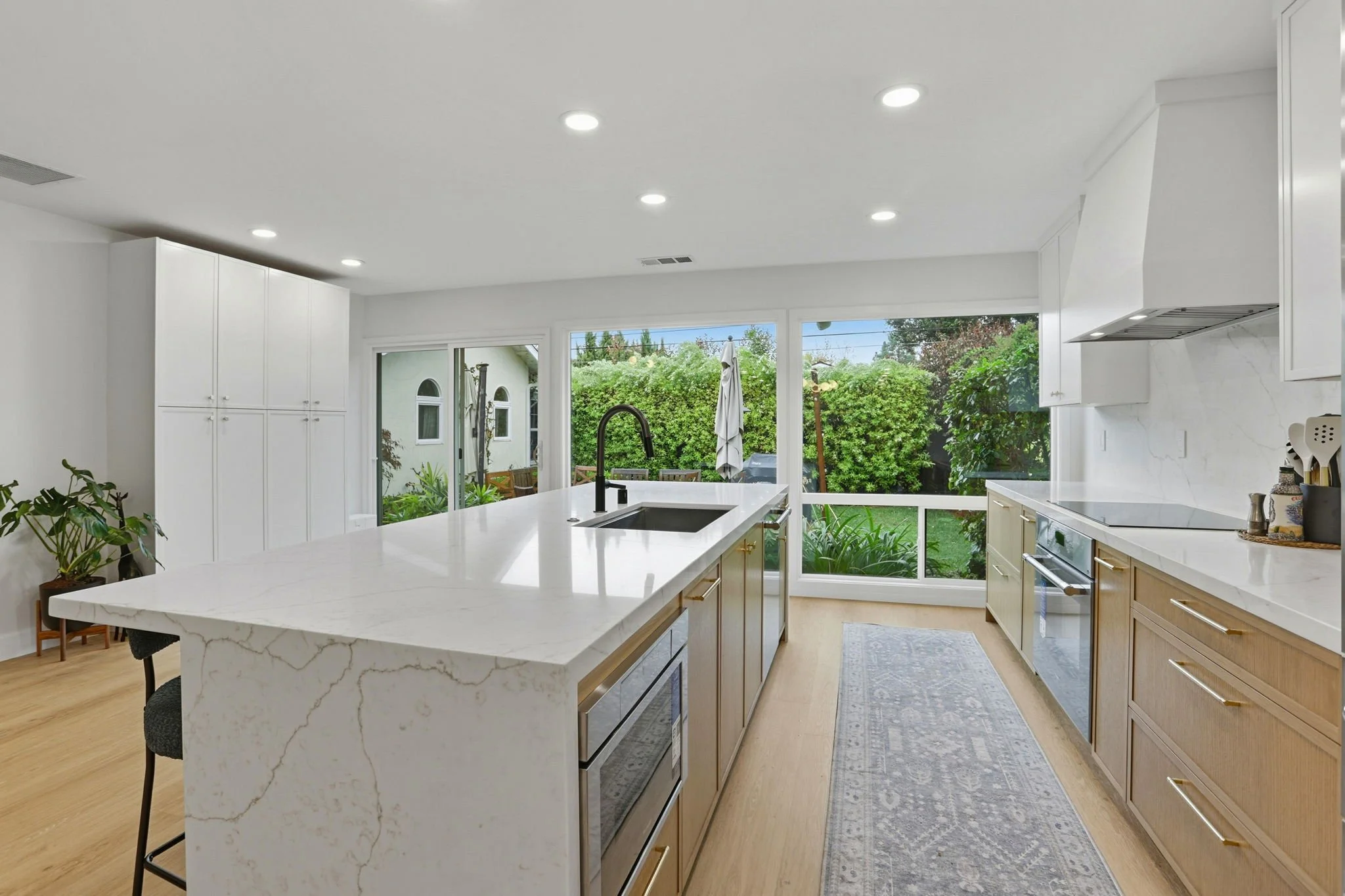 2-002_F8_995 Starflower Ct.jpg