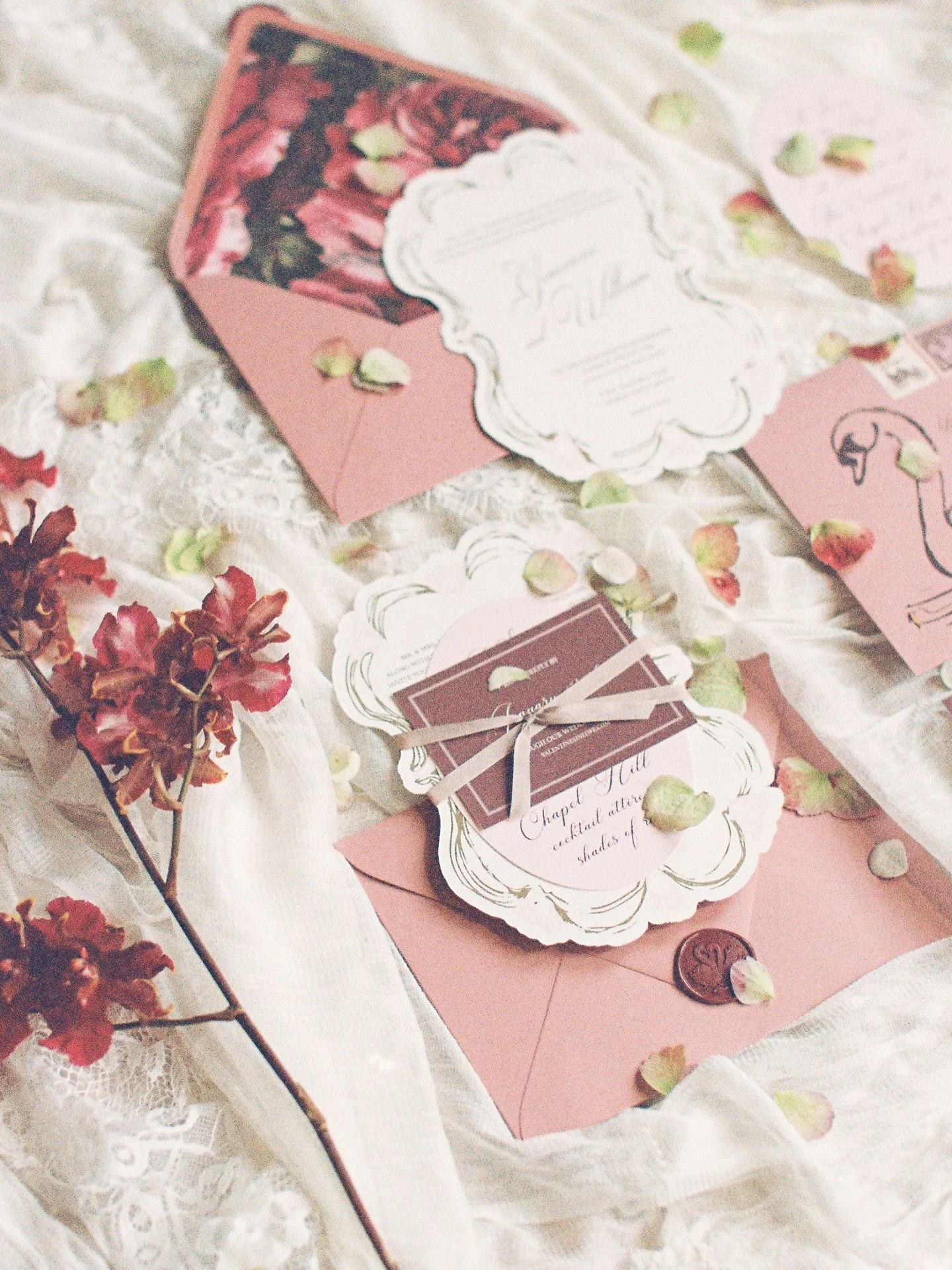 A portrait of perfectly composed romance 🦢

Scattered rose petals, clouds of sweet peas, luminous pearls, sculpted basque waists, and the most decadent die-cut details.

Photos by the talented @sidneyashtonphoto ✨

#rachelwiedenfeldstudio #weddingst