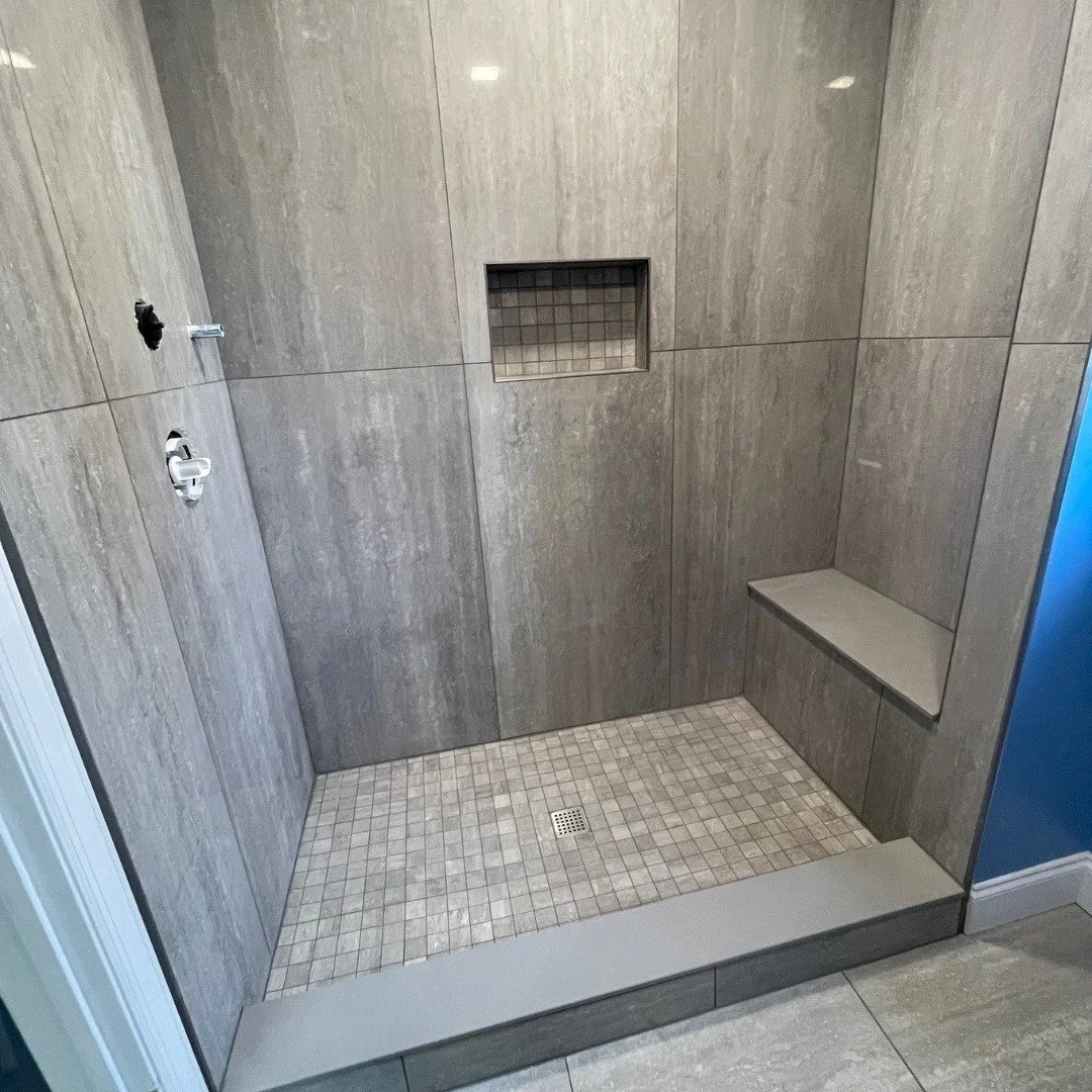 #bathroomtiles #bathroomdesign #interiordesign #tiles #bathroom #bathroomdecor #bathroomremodel #bathroominspo #bathroomrenovation #walltiles #floortiles #bathroomideas #bathroominspiration #tiledesign #bathroomgoals #homedecor #tilestyle #interior #