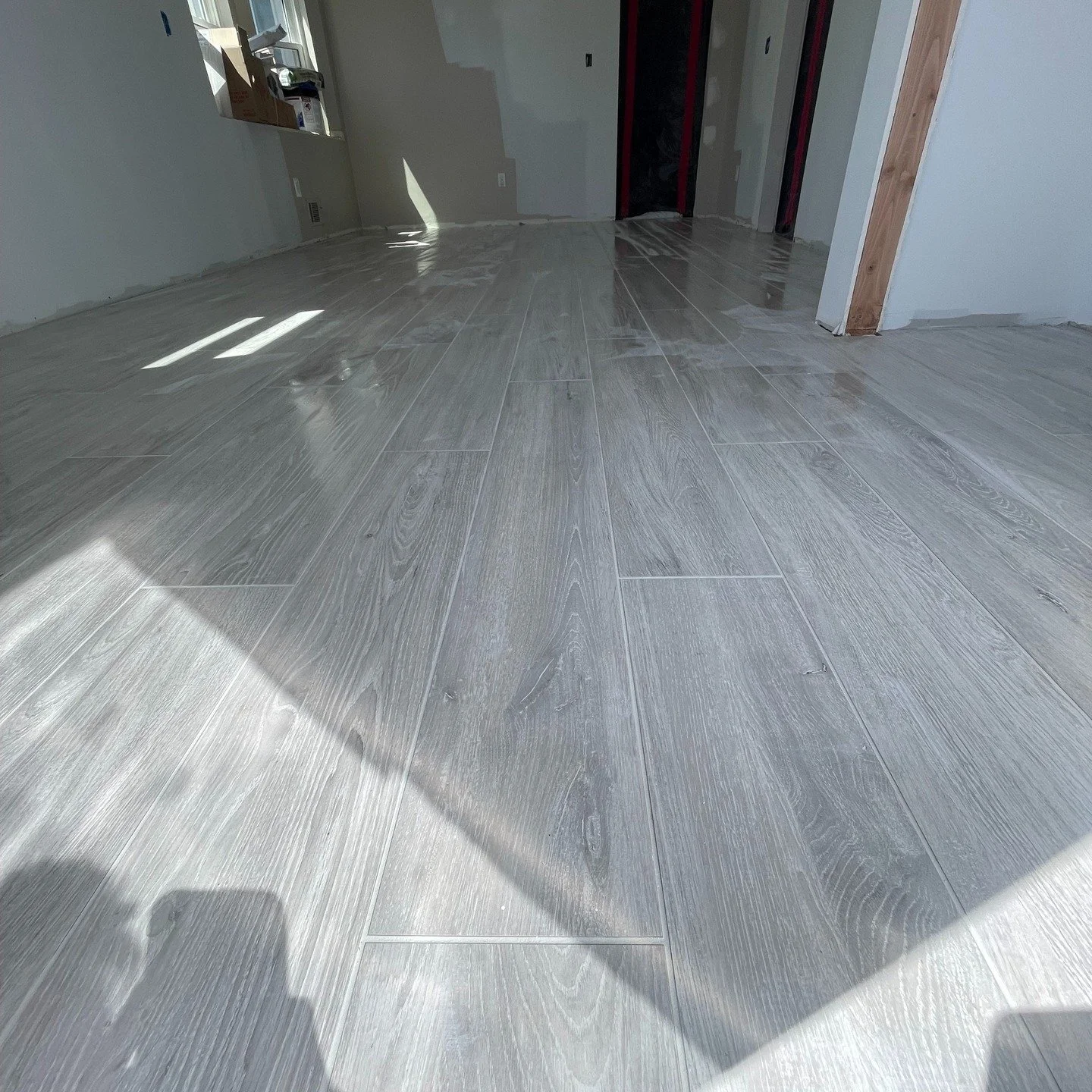 #bathroomtiles #bathroomdesign #interiordesign #tiles #bathroom #bathroomdecor #vanity #installation #bathroomrenovation #kitchentiles #walltiles #floortiles #bathroomideas #bathroominspiration #tiledesign #tilestyle #interior #bathroomstyle #tile #b