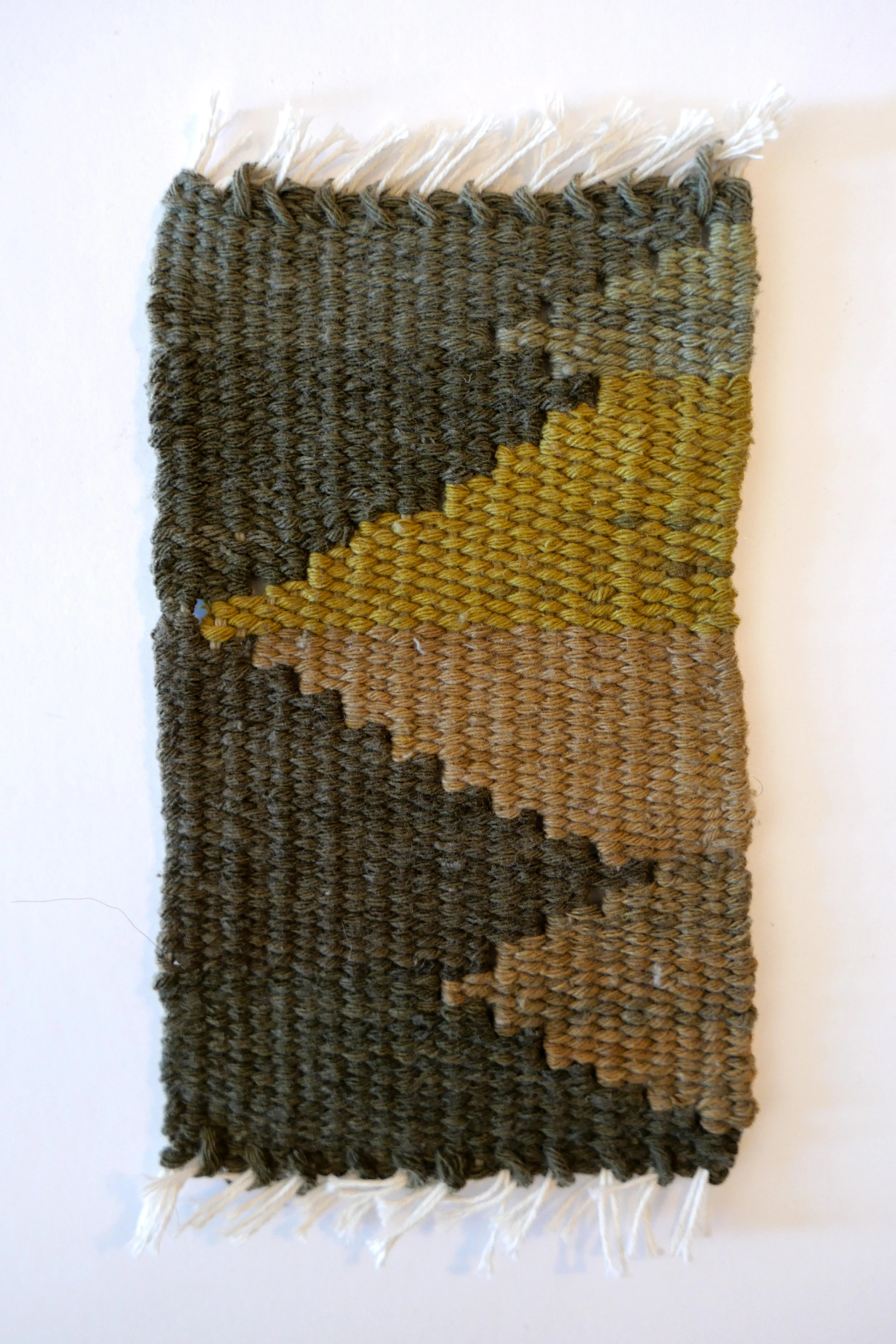 051
2026
Hand dyed woven cotton thread
Framed to 8 x 10"
