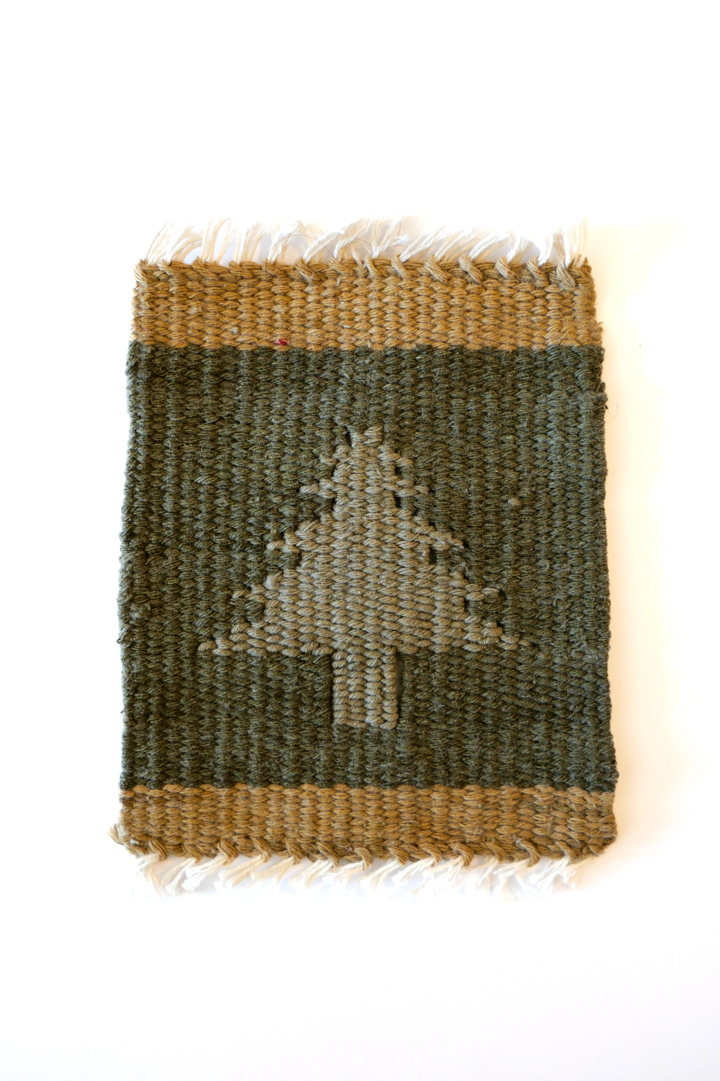 039
2026
Hand dyed woven cotton thread
Framed to 8 x 10"
