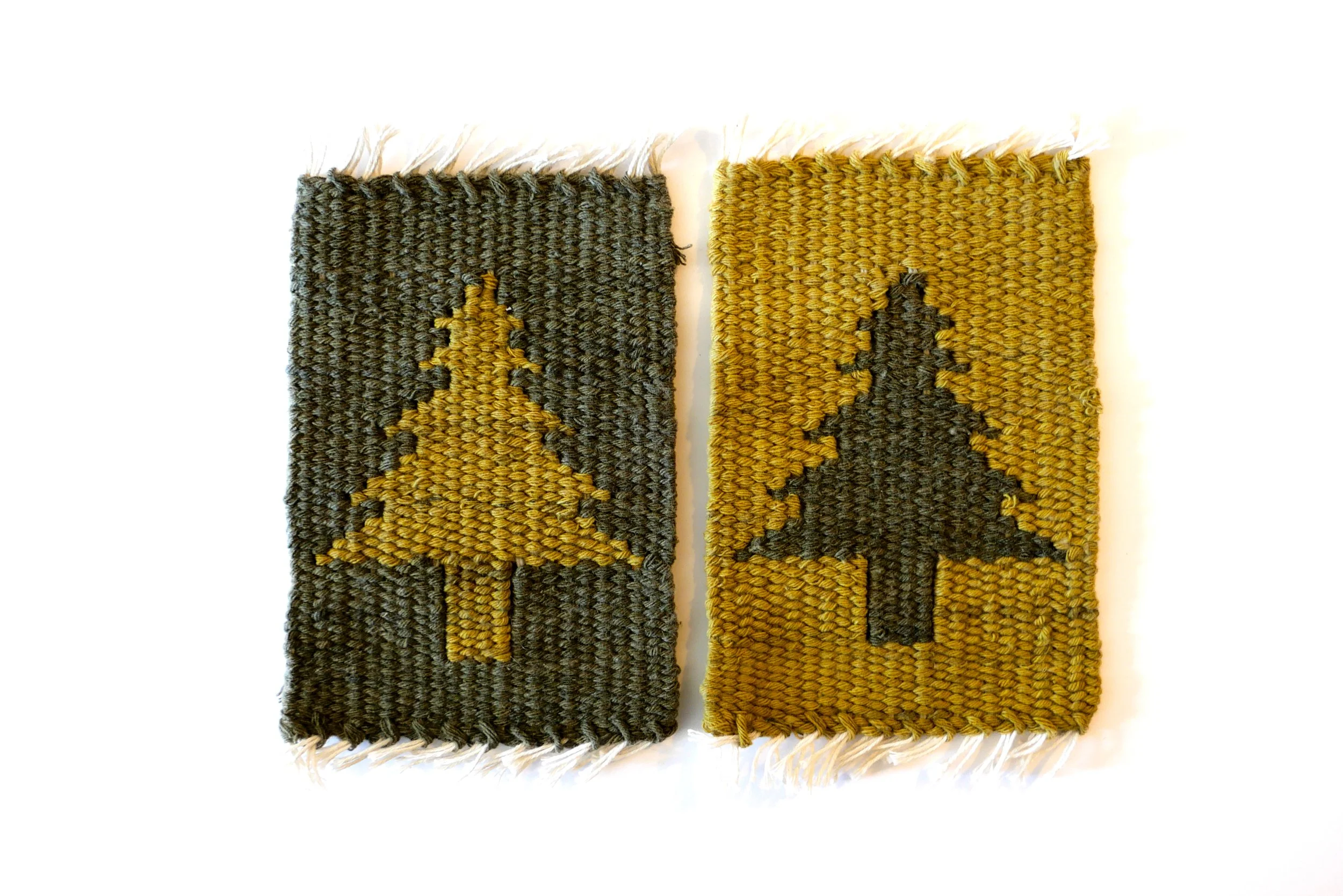 037
2026
Hand dyed woven cotton thread
Framed to 8 x 10"