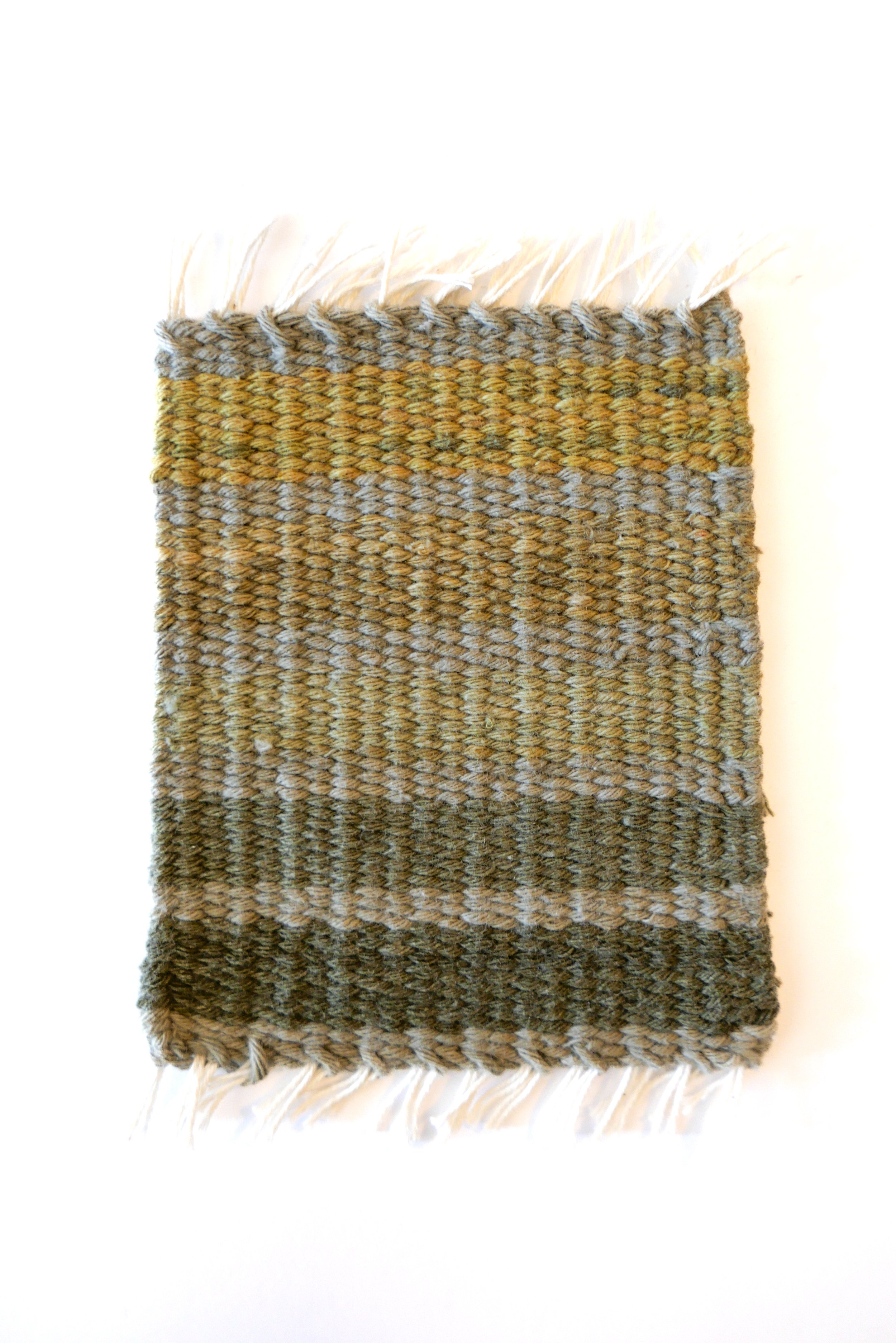 047
2026
Hand dyed woven cotton thread
Framed to 8 x 10"