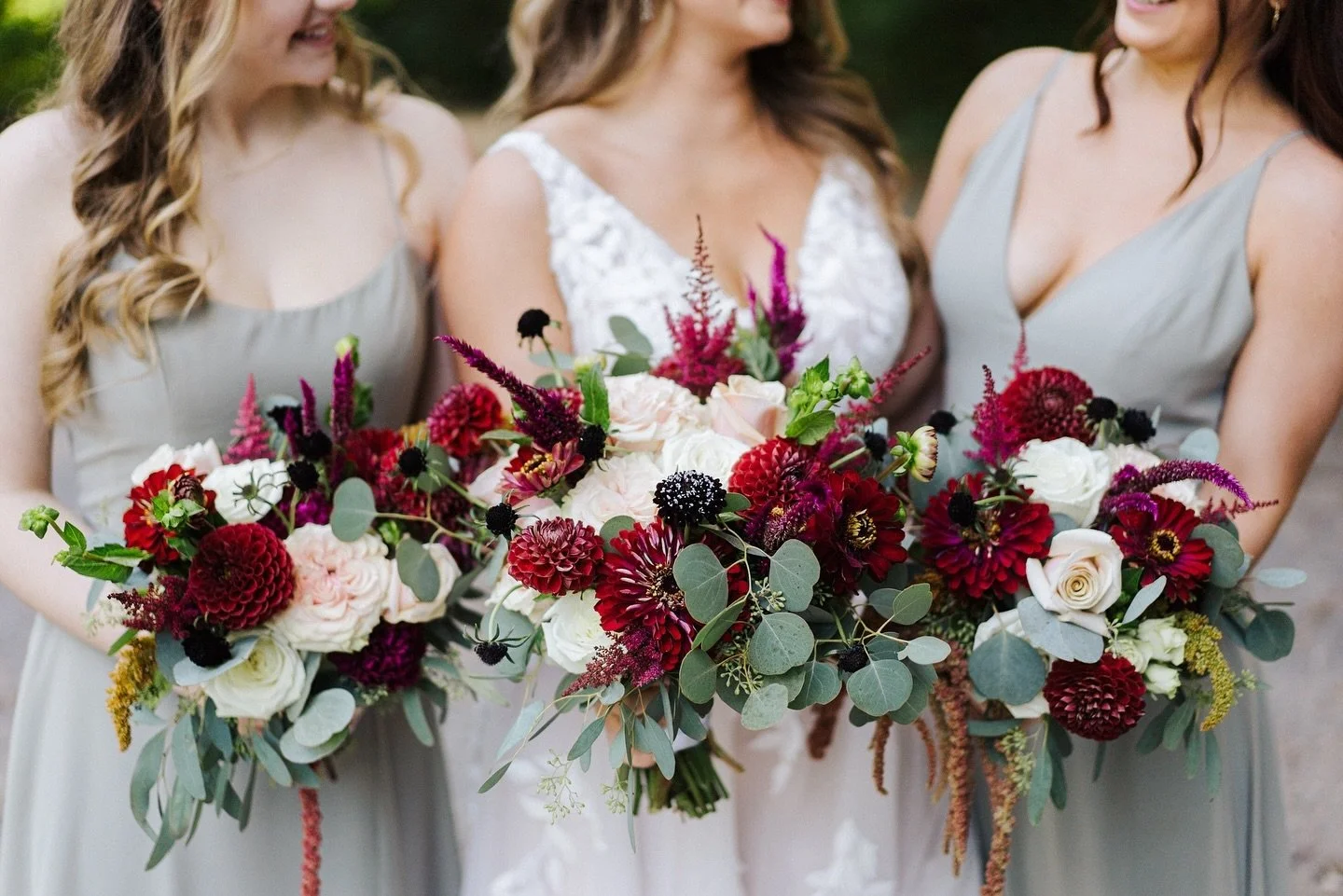 Falling for these autumn-inspired bouquets 🍂🍁 #fallweddings #autumnblooms #bridesmaidsflowers #autumnweddings #fall2024 #phillyflorist #pawedding #phillyweddings #phillyfloraldesigner