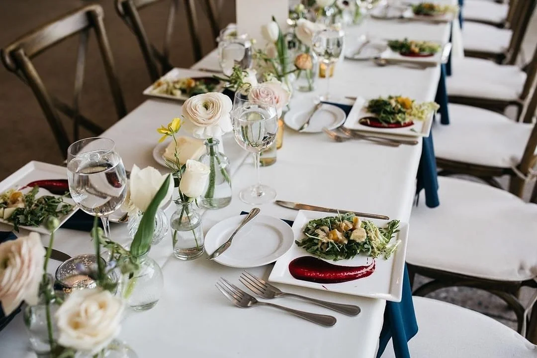 Tiny blooms, big impact: Bud vases for a touch of beauty 🌸 

#phillyflorist #phillyflowers #phillyweddings #budvases #minimalisticdesign #paphotographer