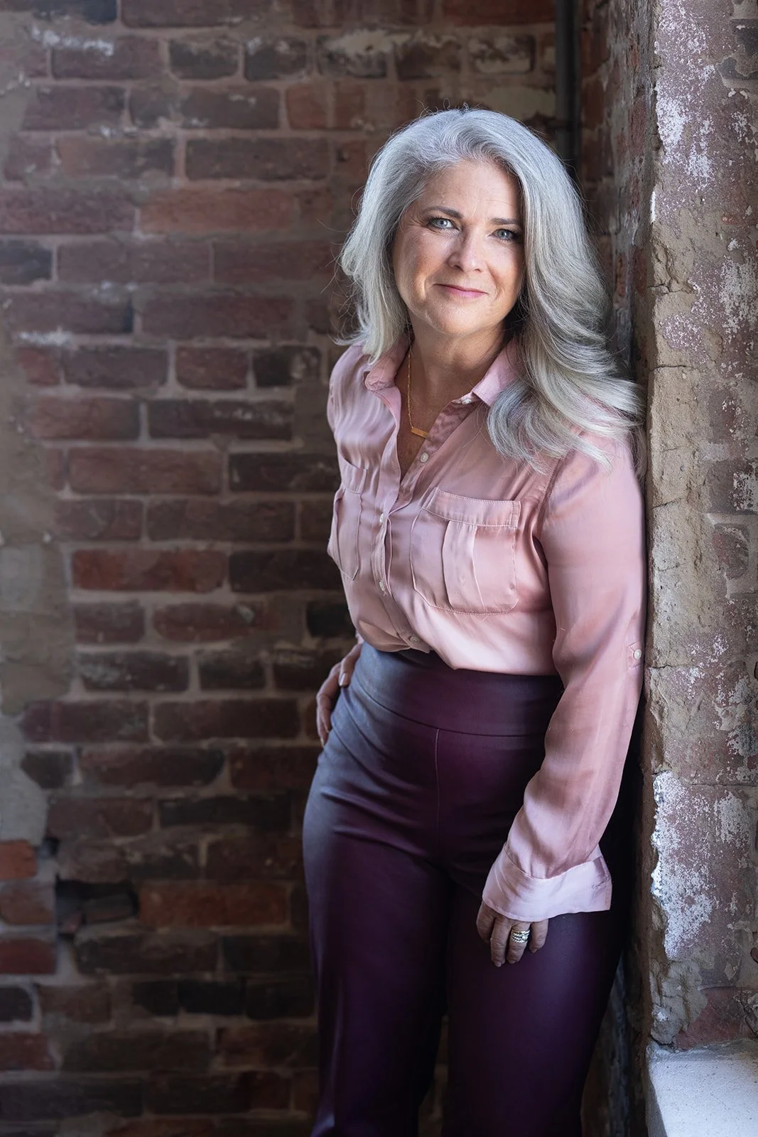 Kirsten Young, the owner of Shine Boldly, wants both businesses and individuals to Shine Boldly. Life and Business coaching effectively works on your mindset to build  authentic confidence to achieve what you are trying to build.