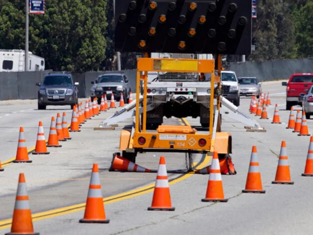 Applications-of-Traffic-Cones_1_963eaf2e-9386-4381-adc9-e0631abeb4d0.webp