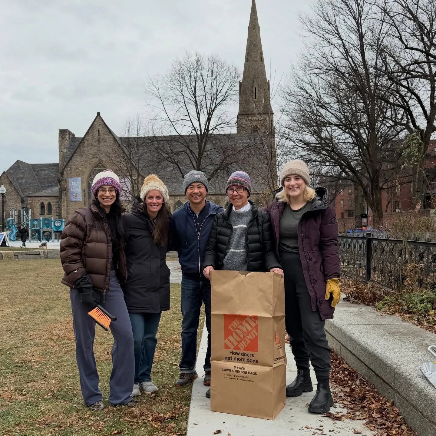 Our small but mighty crew showed up this morning and filled 20 leaf bags. Thomas and Lynne added holiday cheer by hanging fresh wreaths around the park. Volunteering is a great way to meet neighbors and feel connected..

..And a little teaser for 202