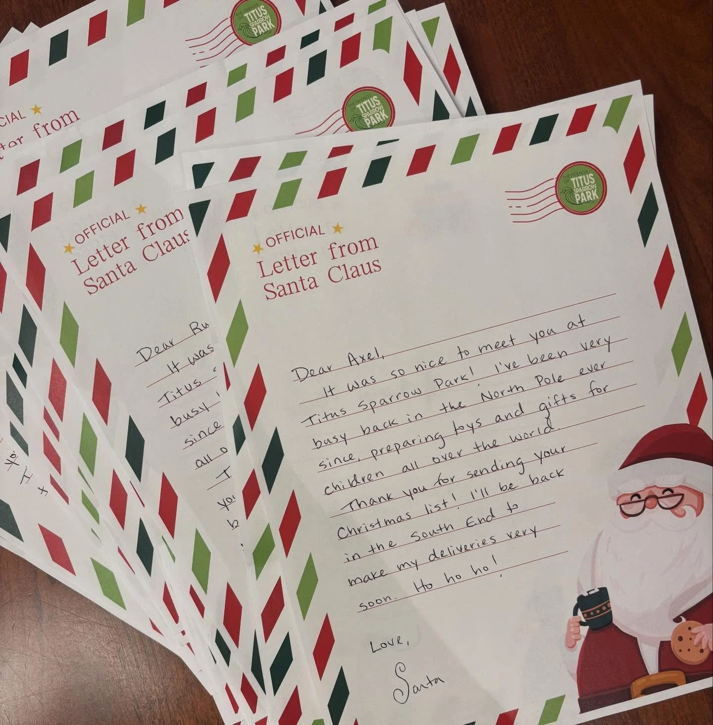 Just in from the North Pole: official letters from Santa Claus will be mailed out tomorrow! 

We loved seeing all of the sweet letter writing at last weekend&rsquo;s holiday gathering.🎅🏻💌