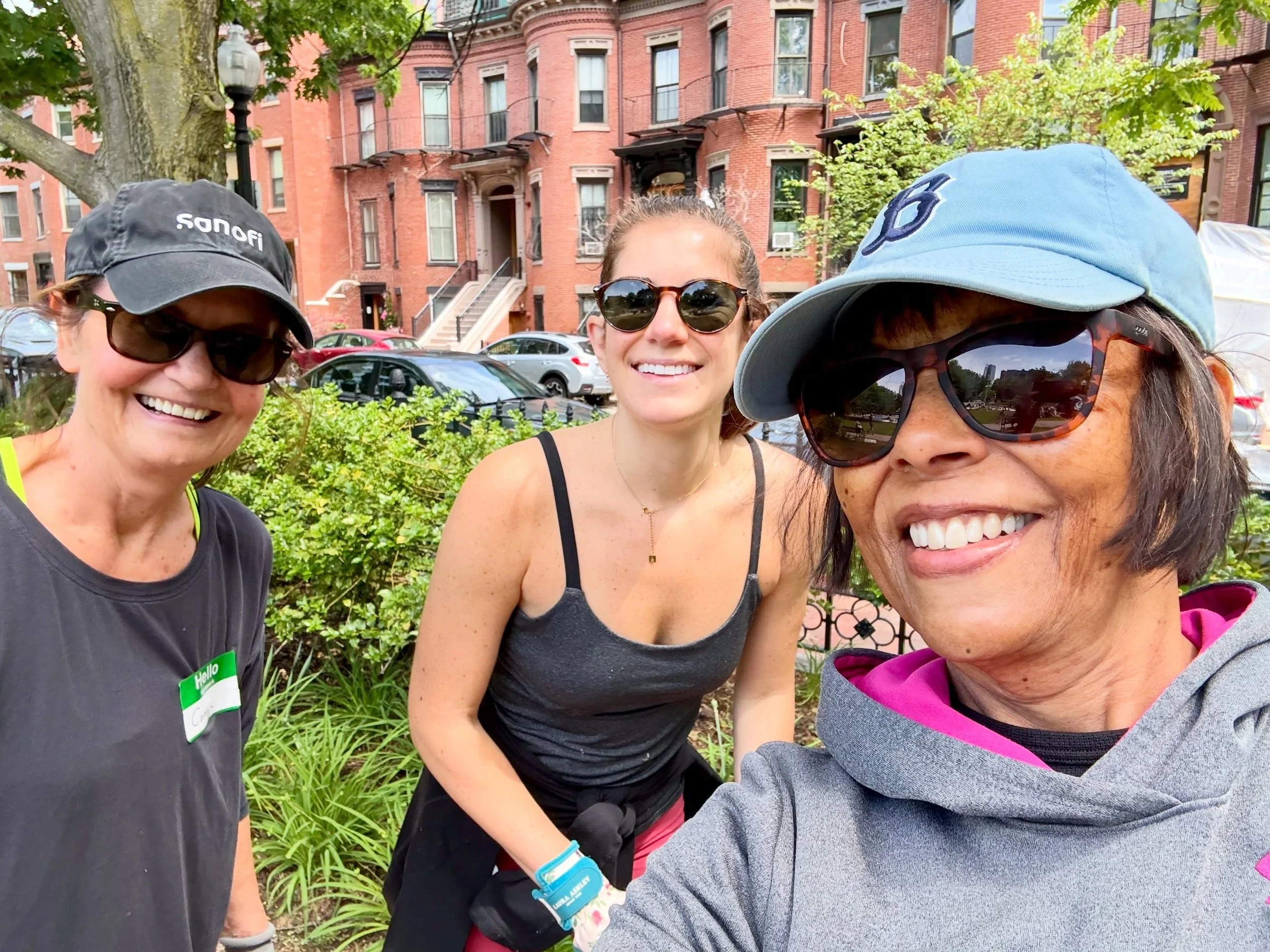 Thank you to Garden Club Members Carolyn, Gaby, Carmen (first photo) and everyone else that volunteered on Sunday to help clean the park. The Garden Club focused on weeding the gardens along the W. Newton fence and the central garden beds.
