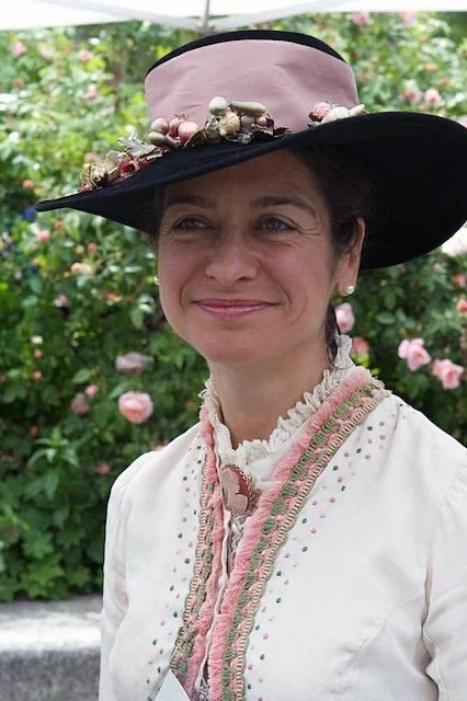 Mary, Edwardian lady_5-10 (1).JPG