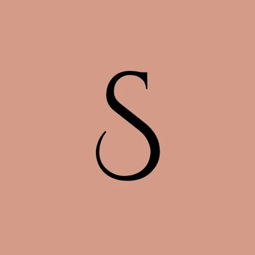 Minimalist logo with a black letter 'S' on a beige background.