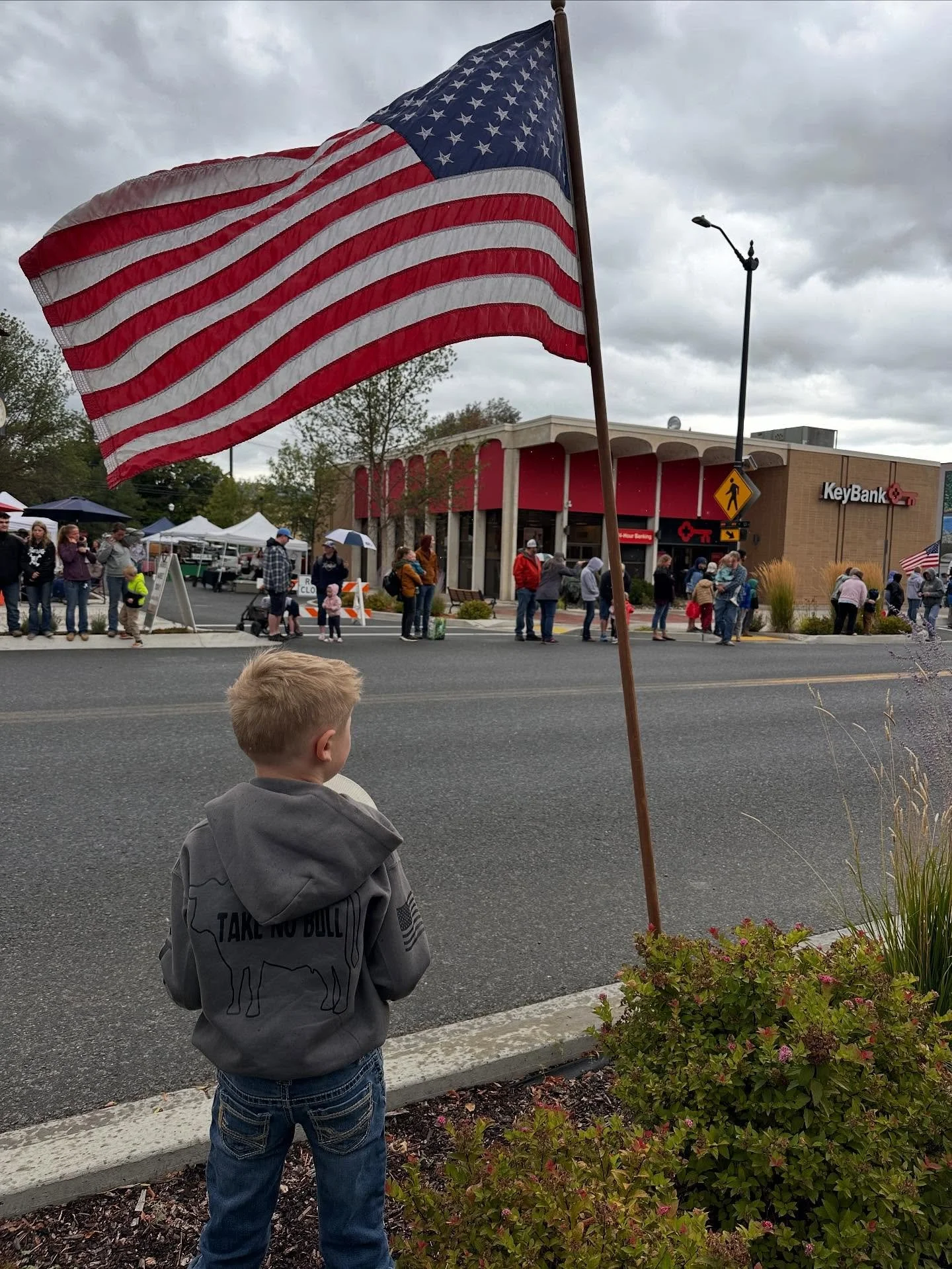 🇺🇸 Thank You, Veterans 🤍
Today, we tip our hats to the men and women who&rsquo;ve stood for faith, family, and freedom. Your courage keeps the western spirit alive and we&rsquo;re forever grateful.

#VeteransDay #ThankYouVeterans #FaithFamilyFreed